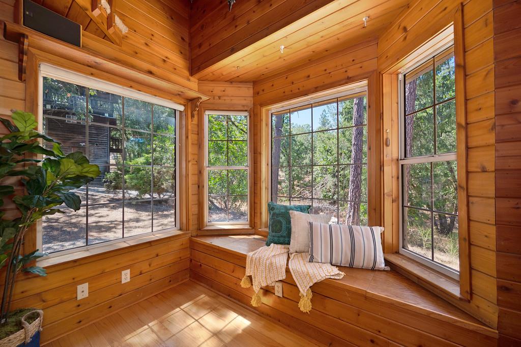 Applegate, California, 95703, United States, 3 Bedrooms Bedrooms, ,3 BathroomsBathrooms,Residential,For Sale,1912050