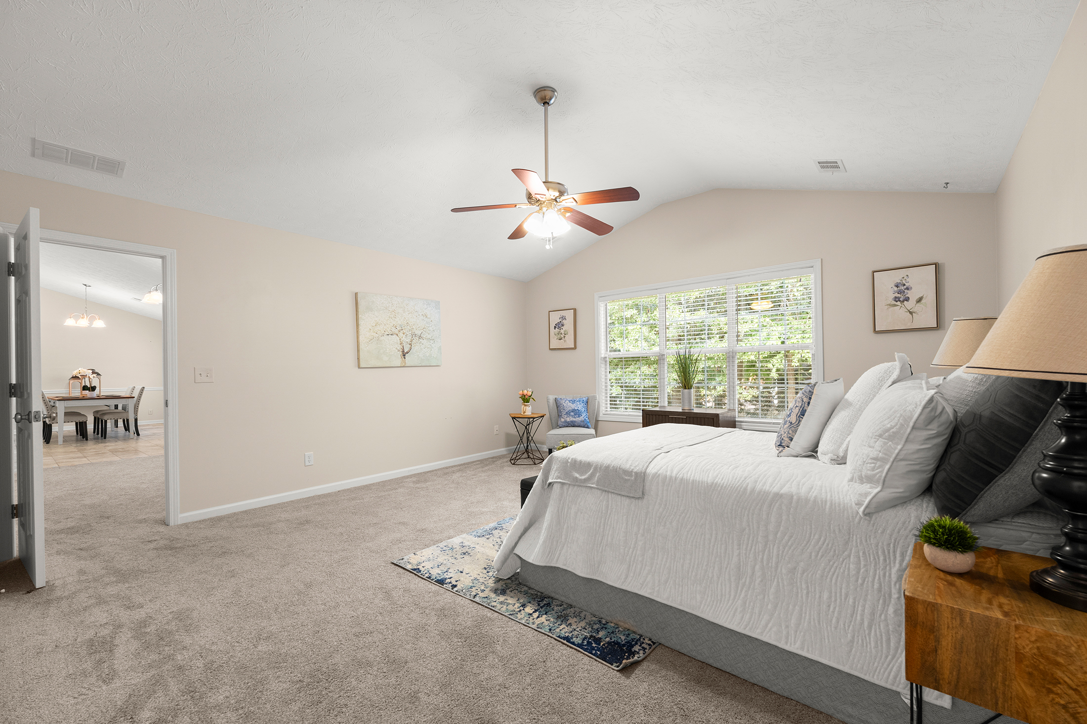  Immaculately Maintained, Brick-Front, Step-Less Ranch Home - 物件實景