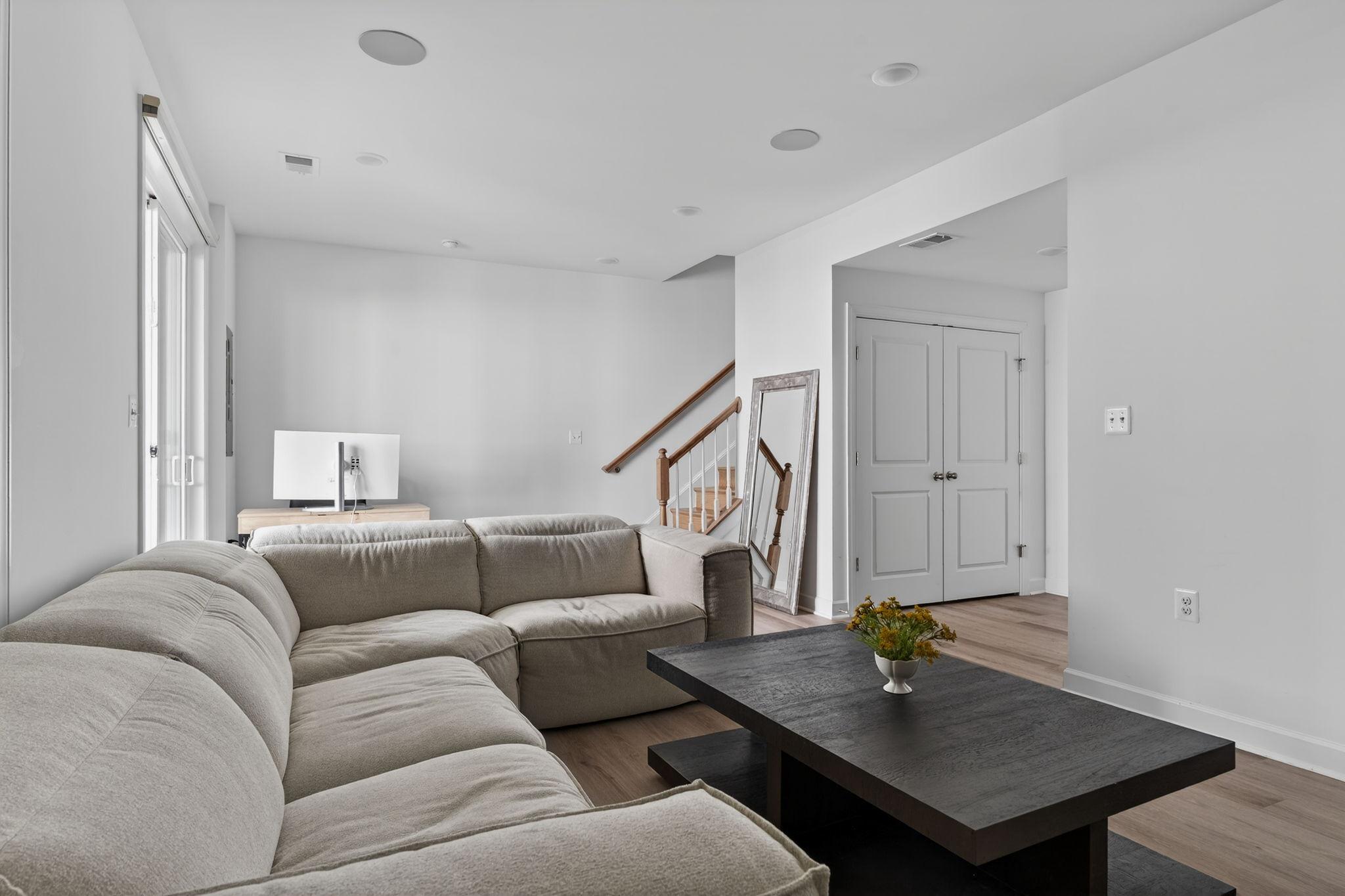  4991 Longmire Way, Chantilly, VA, 20151 - 物件實景