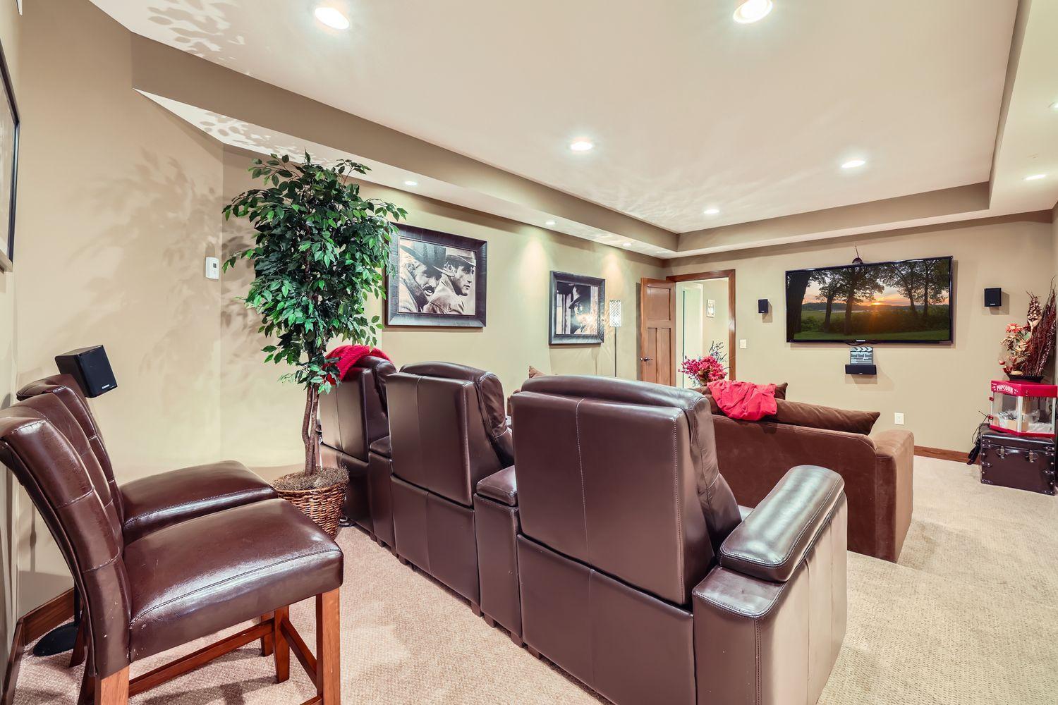 Deephaven, Minnesota, 55331, United States, 4 Bedrooms Bedrooms, ,5 BathroomsBathrooms,Residential,For Sale,1950971