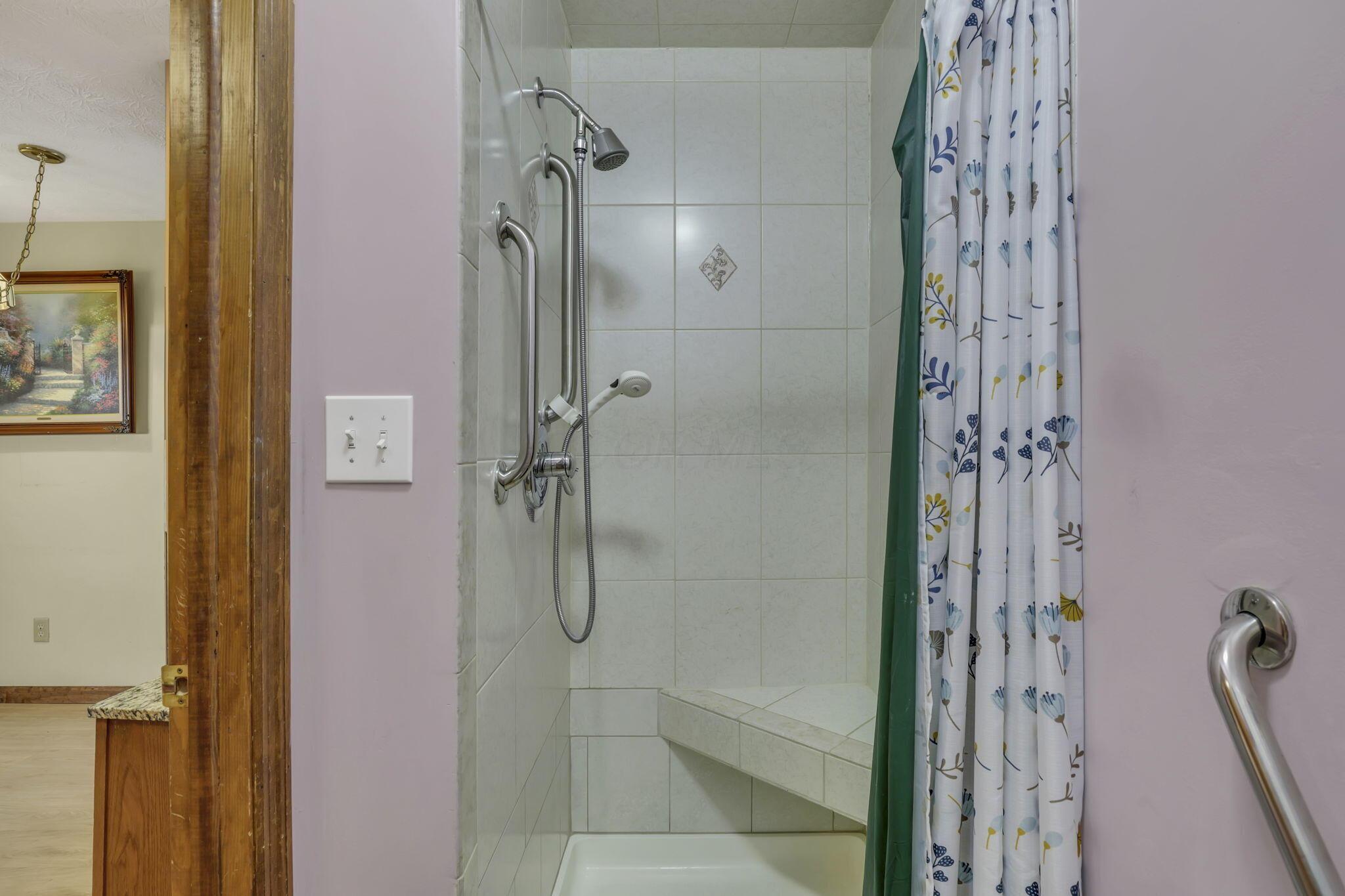 Bexley, Ohio, 43209, United States, 4 Bedrooms Bedrooms, ,3 BathroomsBathrooms,Residential,For Sale,1978539