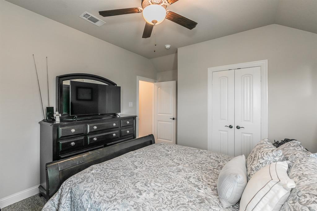 Mansfield, Texas, 76063, United States, 4 Bedrooms Bedrooms, ,3 BathroomsBathrooms,Residential,For Sale,1943219