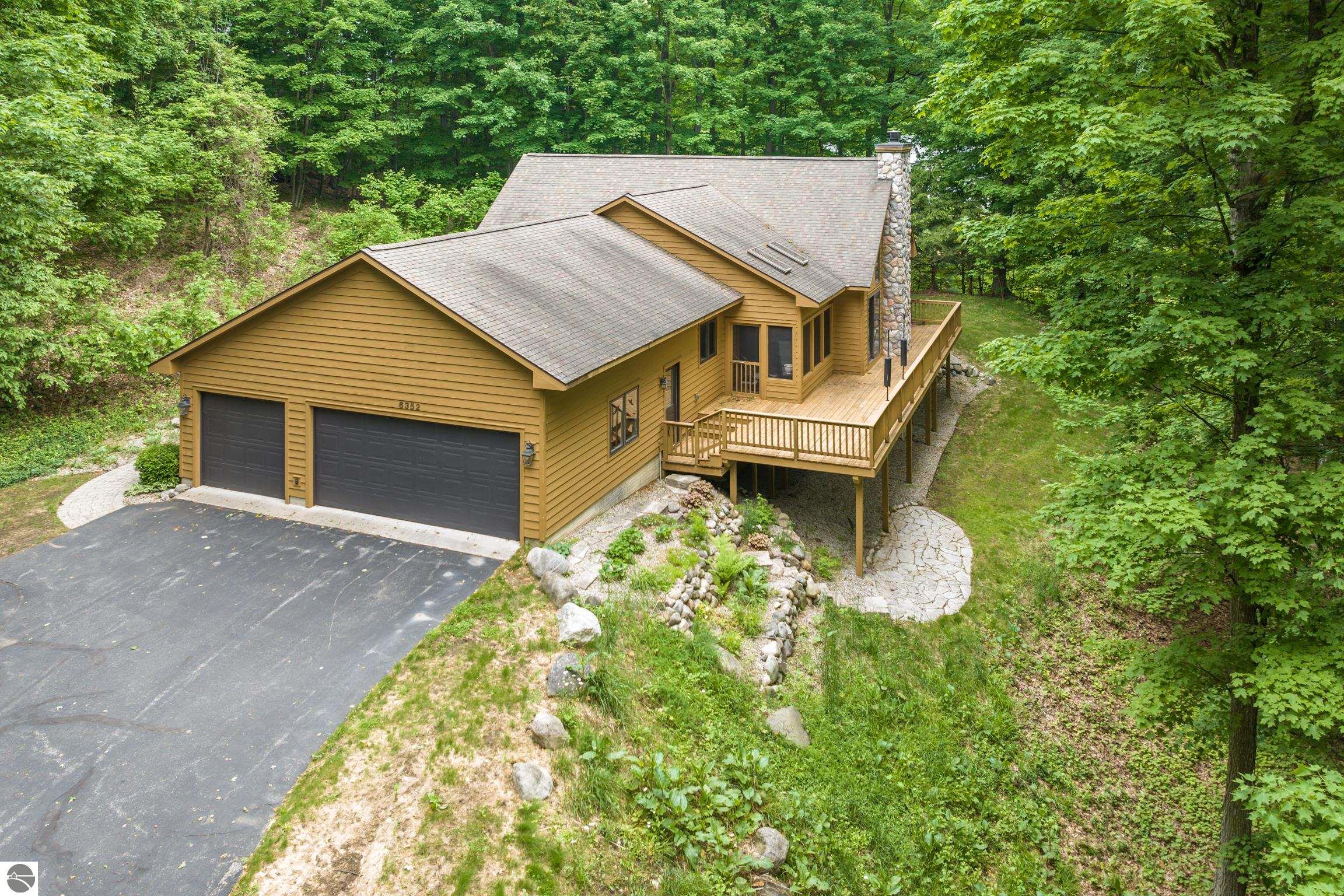 Suttons Bay, Michigan, 49682, United States, 3 Bedrooms Bedrooms, ,3 BathroomsBathrooms,Residential,For Sale,1943480