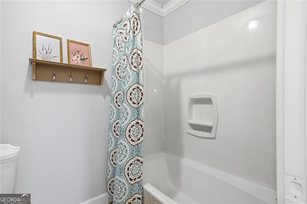 Kennesaw, Georgia, 30152, United States, 5 Bedrooms Bedrooms, ,3 BathroomsBathrooms,Residential,For Sale,1988783