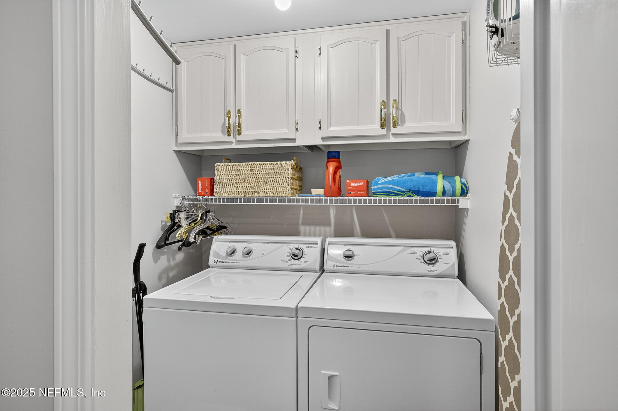 Jacksonville, Florida, 32205, United States, 3 Bedrooms Bedrooms, ,2 BathroomsBathrooms,Residential,For Sale,1957933