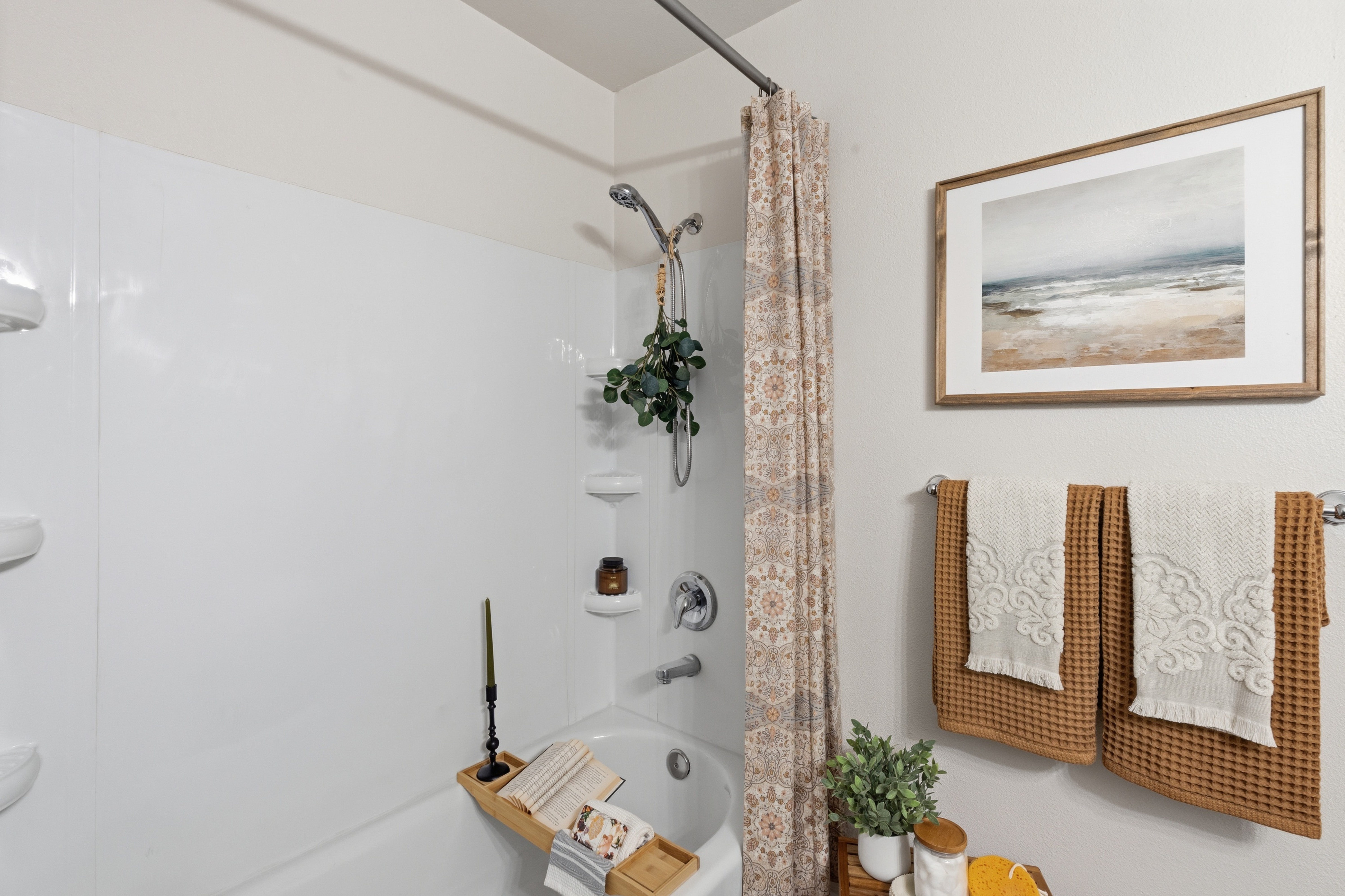  Stylish Harbour Pointe Condo - 物件實景