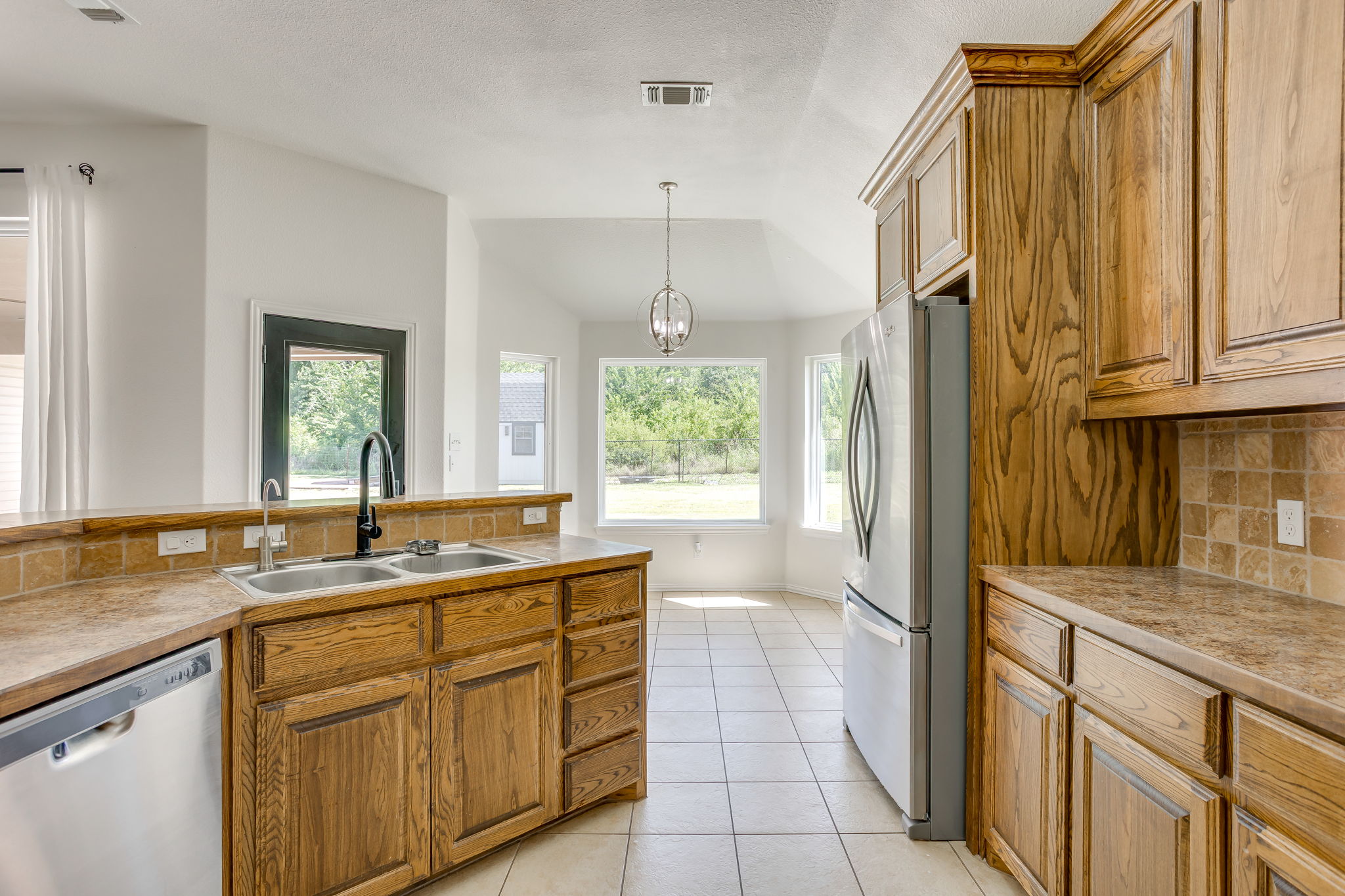  116 Cinnamon Court, Weatherford, TX, 76088 - 物件實景