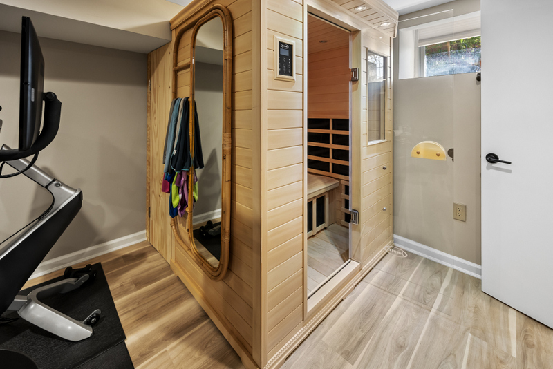 Philadelphia, Pennsylvania, 19130, United States, 5 Bedrooms Bedrooms, ,6 BathroomsBathrooms,Residential,For Sale,1977260