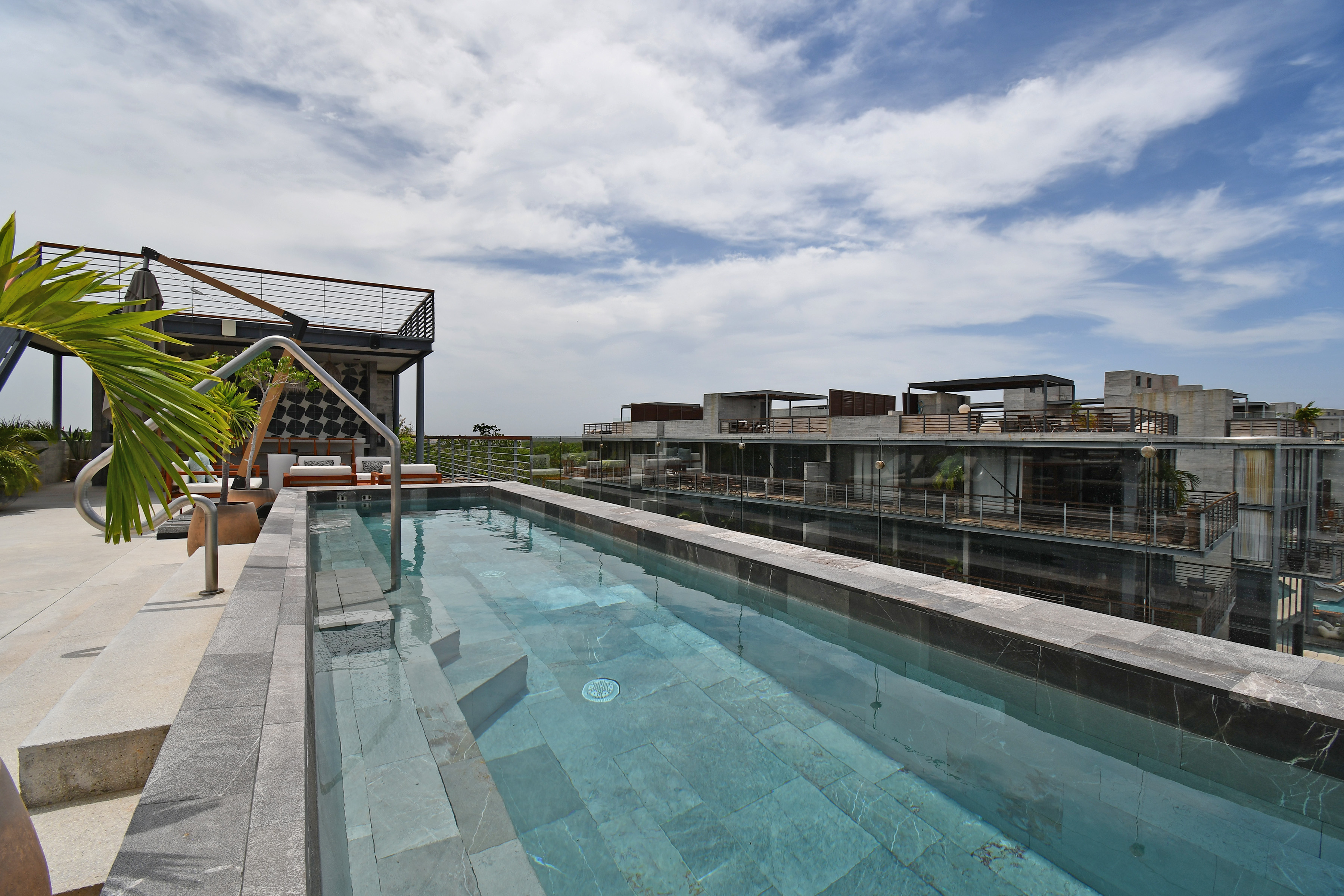  Exclusive Sanctuary with Private Garden - 物件實景
