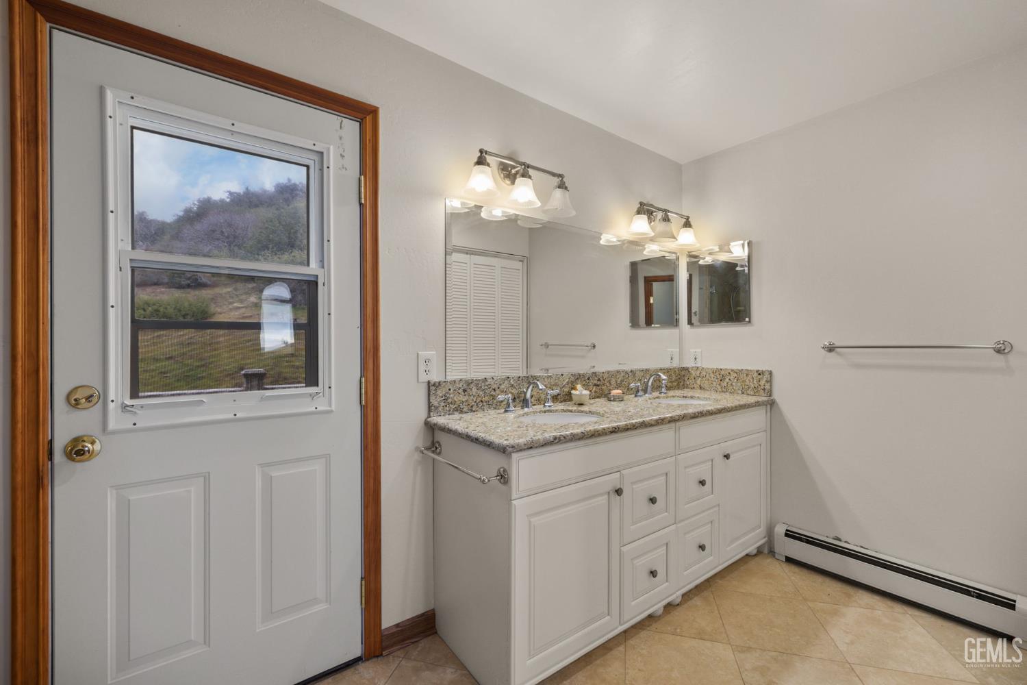 Lebec, California, 93243, United States, 3 Bedrooms Bedrooms, ,3 BathroomsBathrooms,Residential,For Sale,1999021