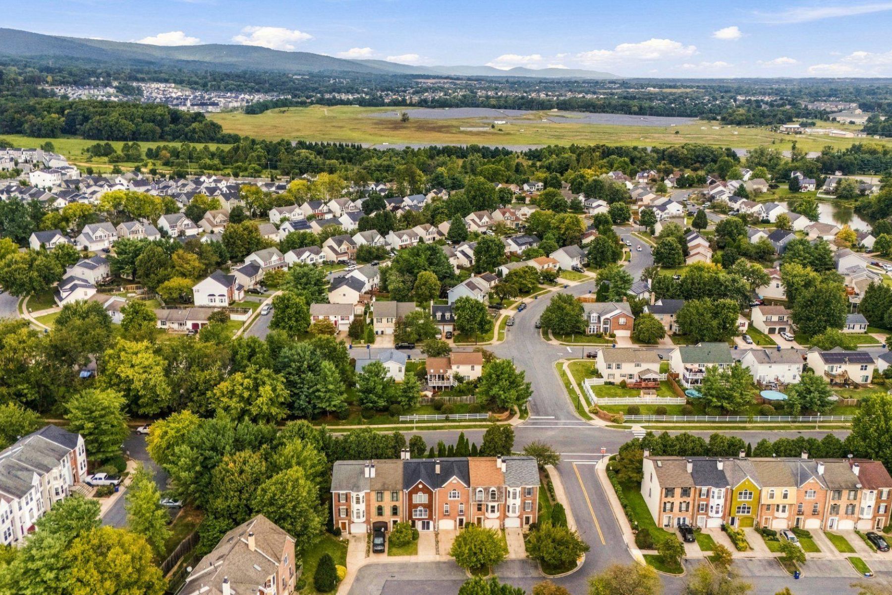  10 Victoria Square, Frederick, MD, 21702 - 物件實景