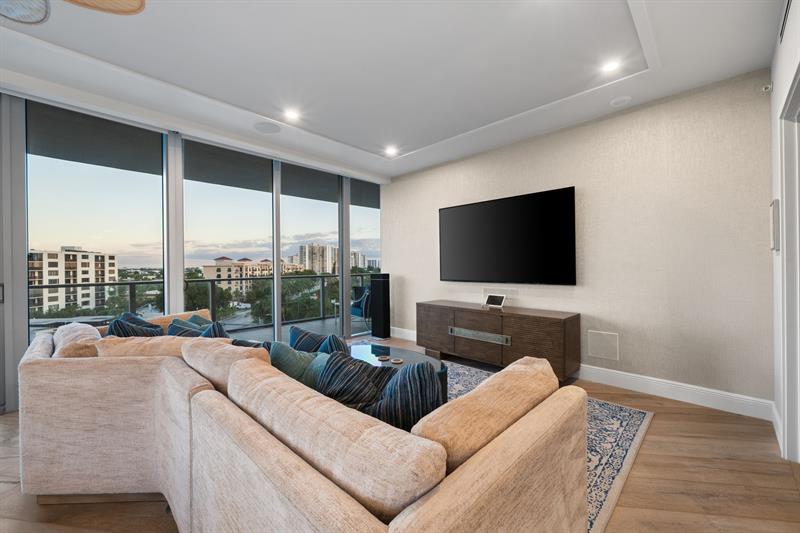 Fort Lauderdale, Florida, 33305, United States, 3 Bedrooms Bedrooms, ,5 BathroomsBathrooms,Residential,For Sale,1992942