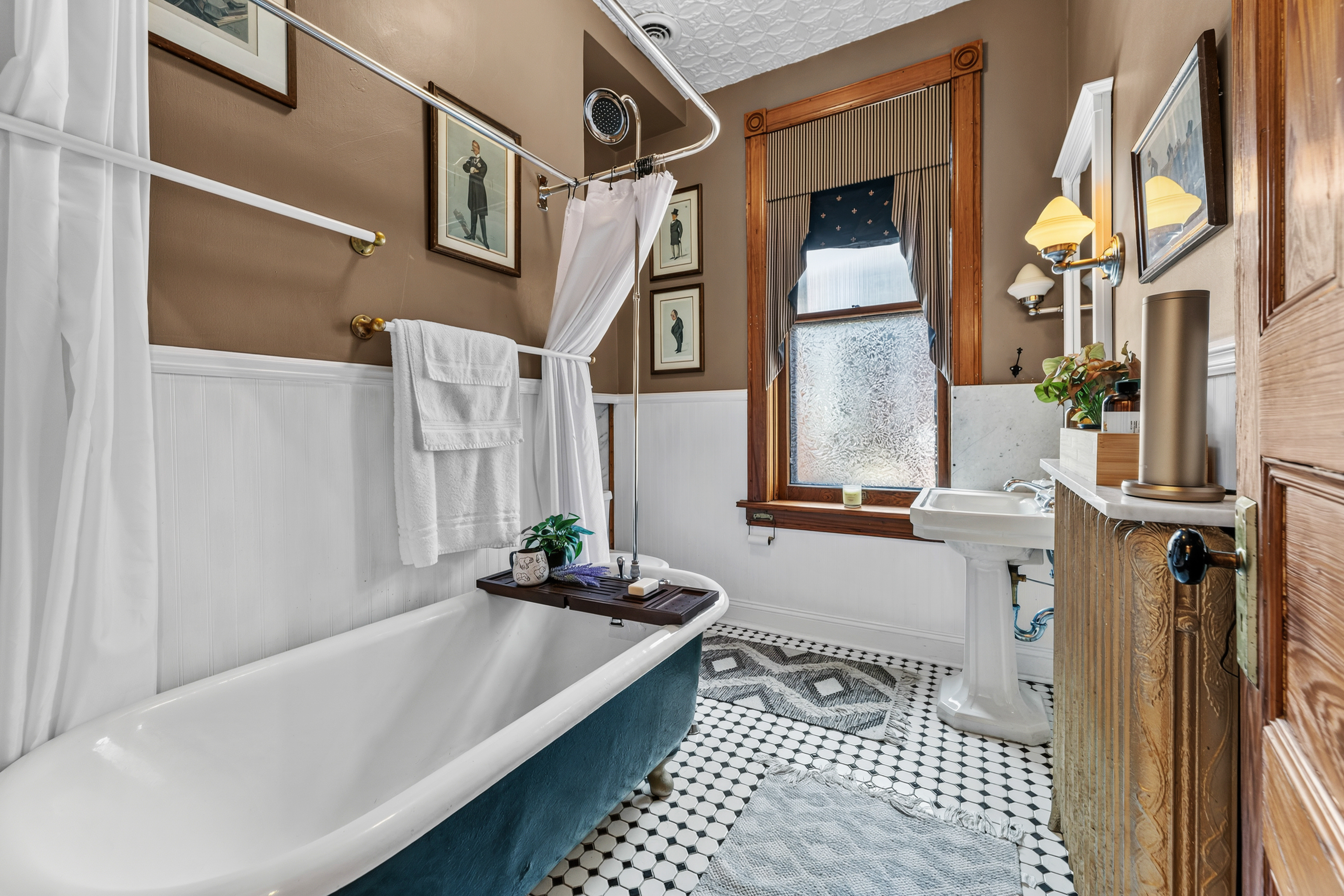  19th-Century Victorian in Compton Heights - 物件實景