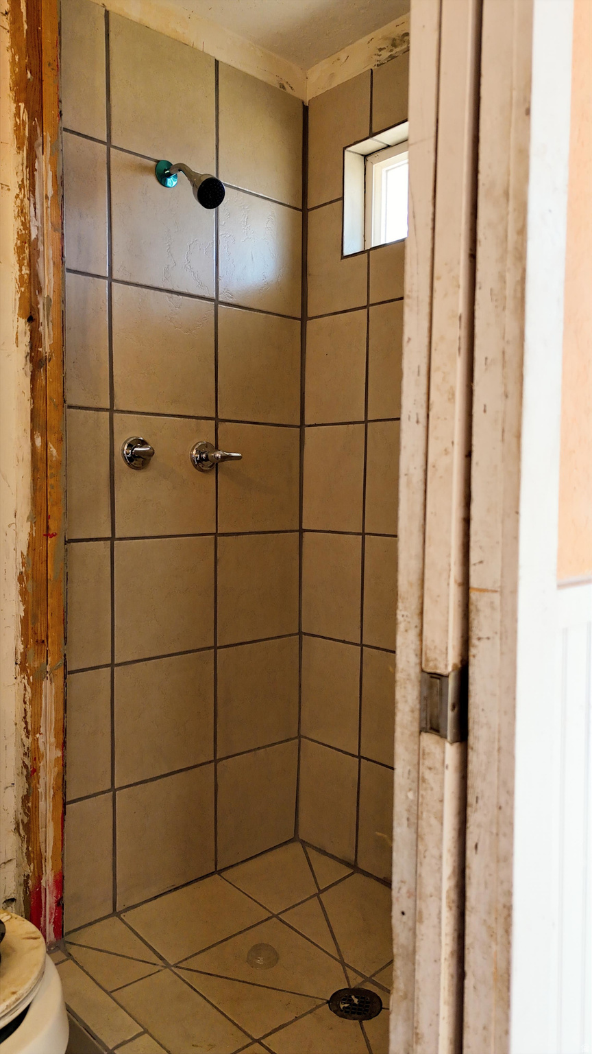 Eden, Utah, 84310, United States, 2 Bedrooms Bedrooms, ,1 BathroomBathrooms,Residential,For Sale,2001672