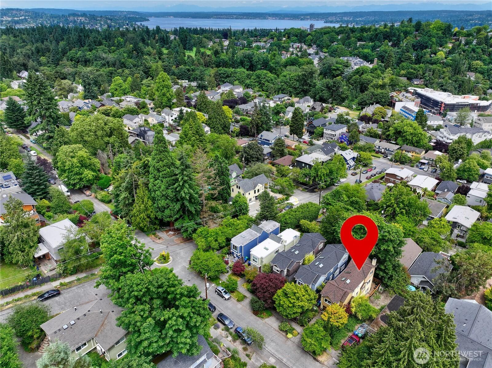 SEATTLE, Washington, 98112, United States, 3 Bedrooms Bedrooms, ,3 BathroomsBathrooms,Residential,For Sale,1875763