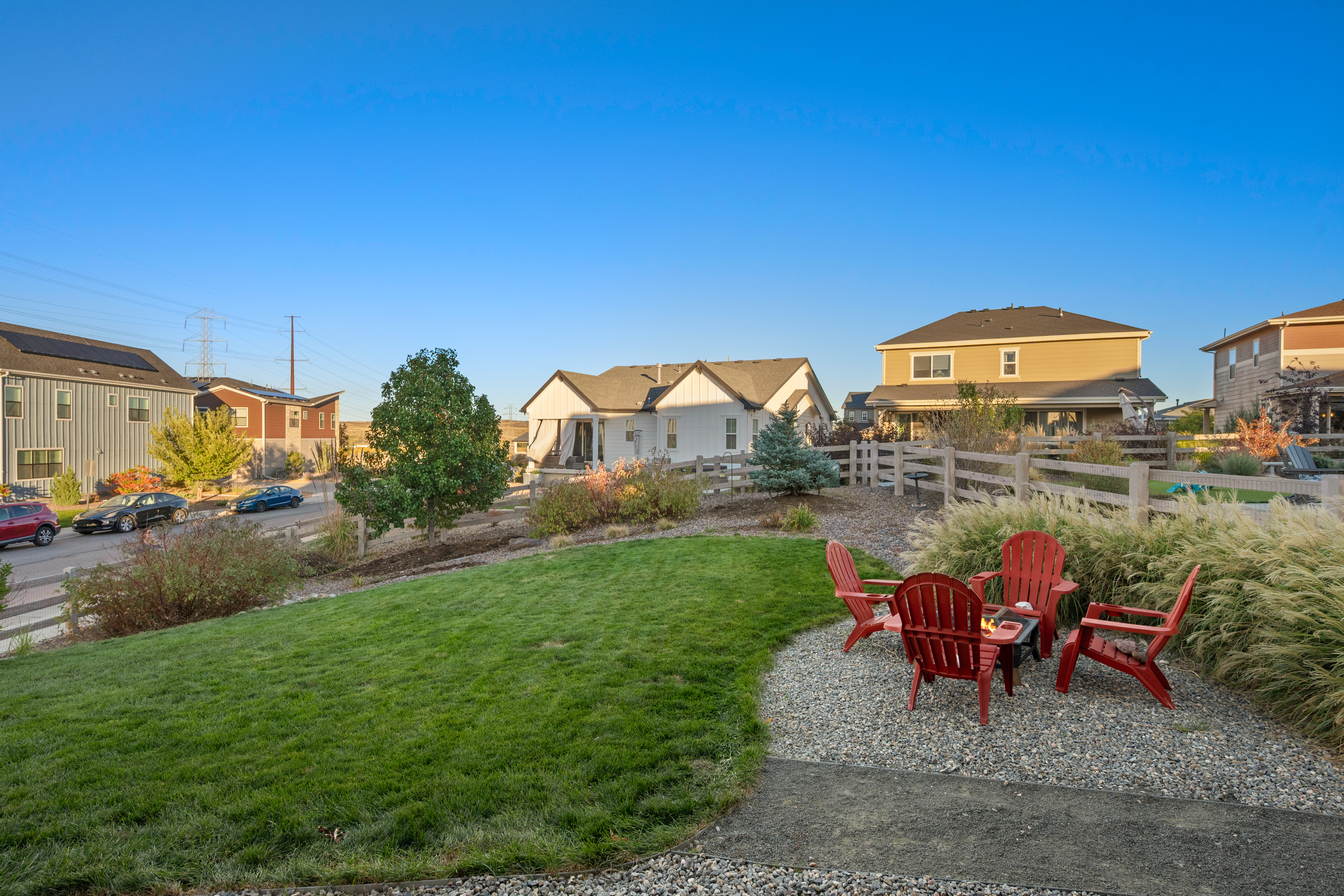  Set on an oversized corner lot in Sterling Ranch - 物件實景