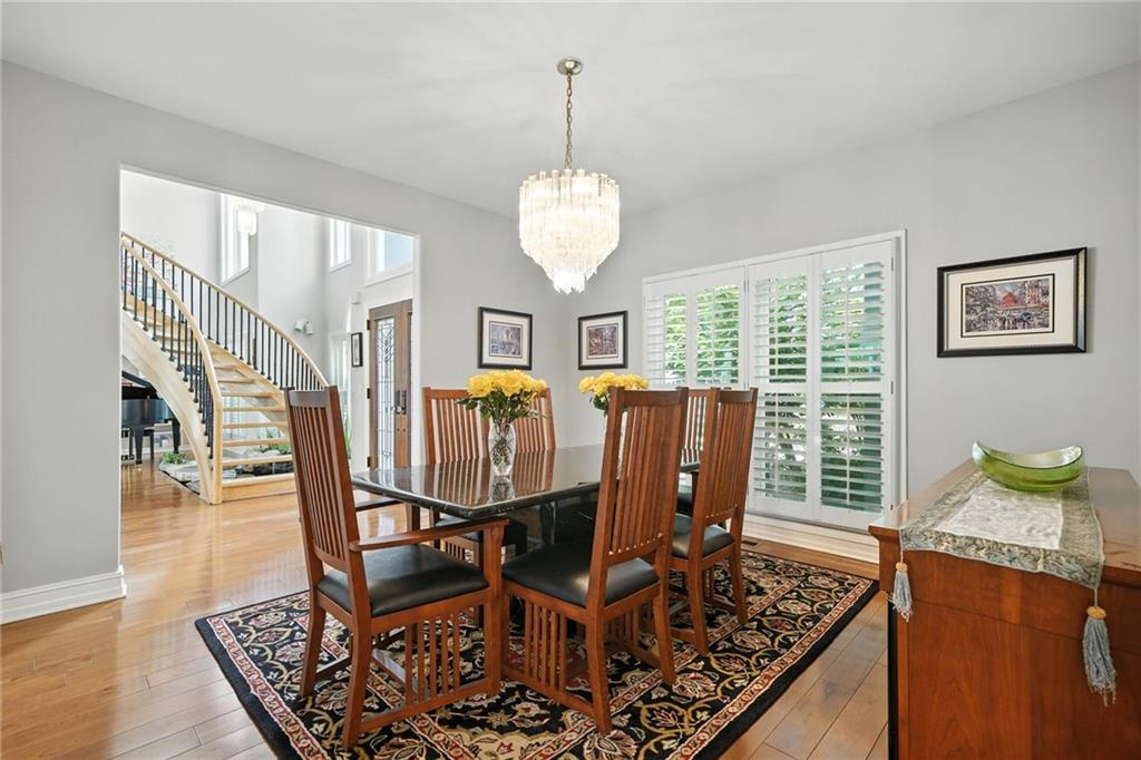 Marietta, Georgia, 30067, United States, 5 Bedrooms Bedrooms, ,4 BathroomsBathrooms,Residential,For Sale,1938523