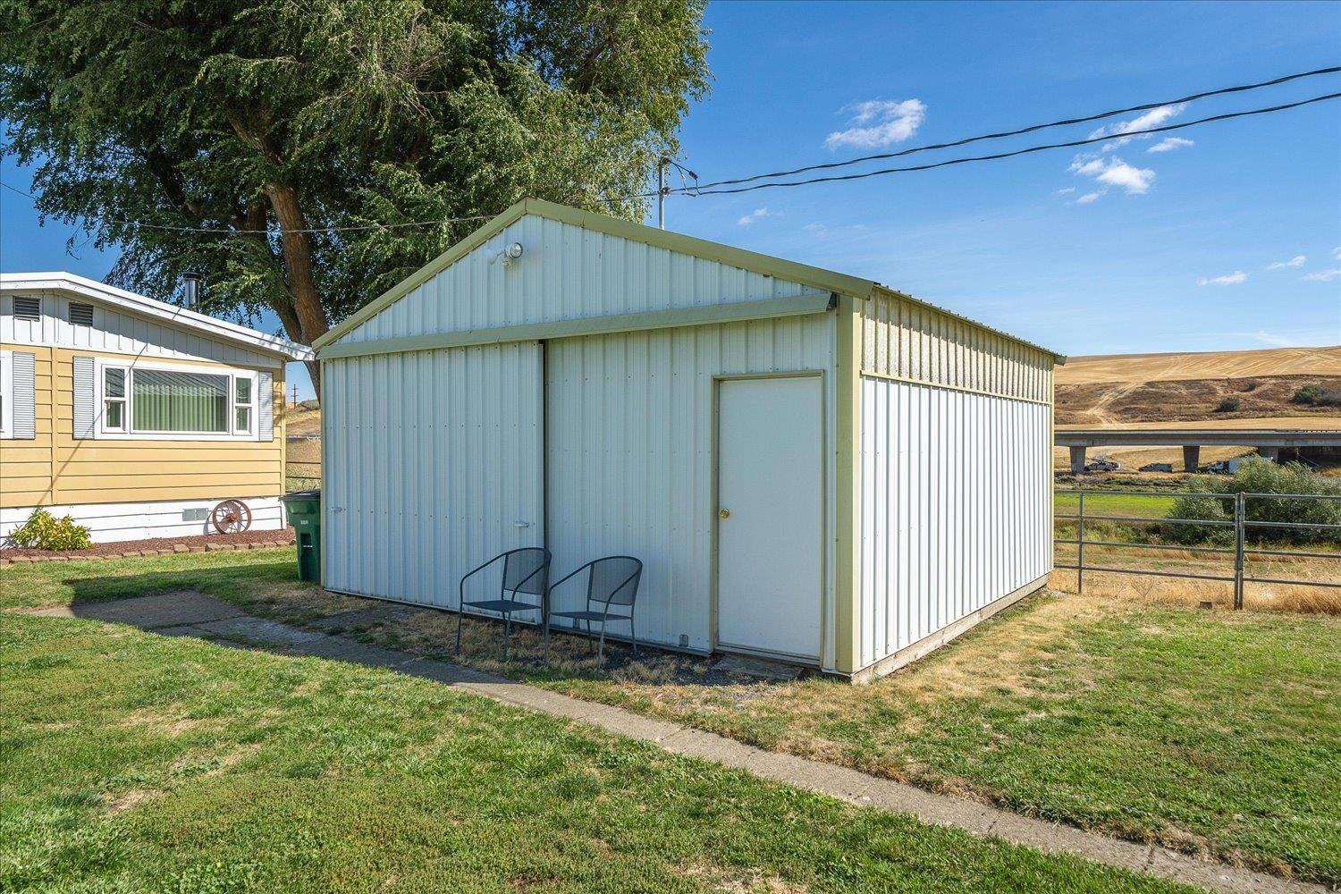 Rosalia, Washington, 99170, United States, 3 Bedrooms Bedrooms, ,2 BathroomsBathrooms,Residential,For Sale,1943009