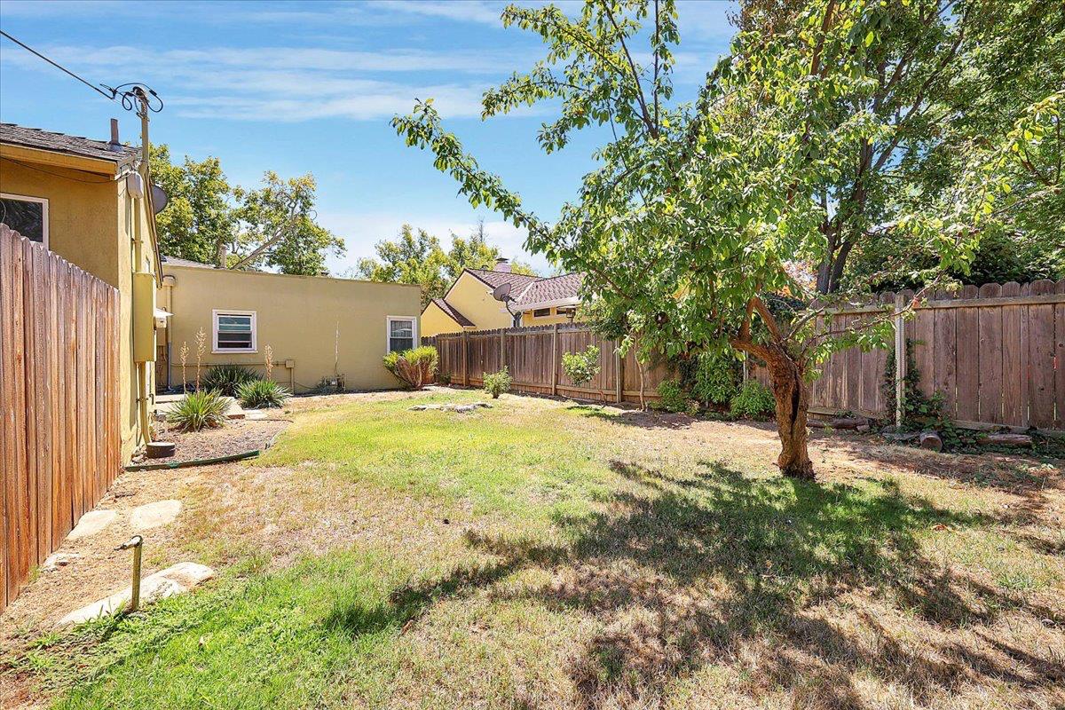 Sacramento, California, 95822, United States, 3 Bedrooms Bedrooms, ,2 BathroomsBathrooms,Residential,For Sale,1912719