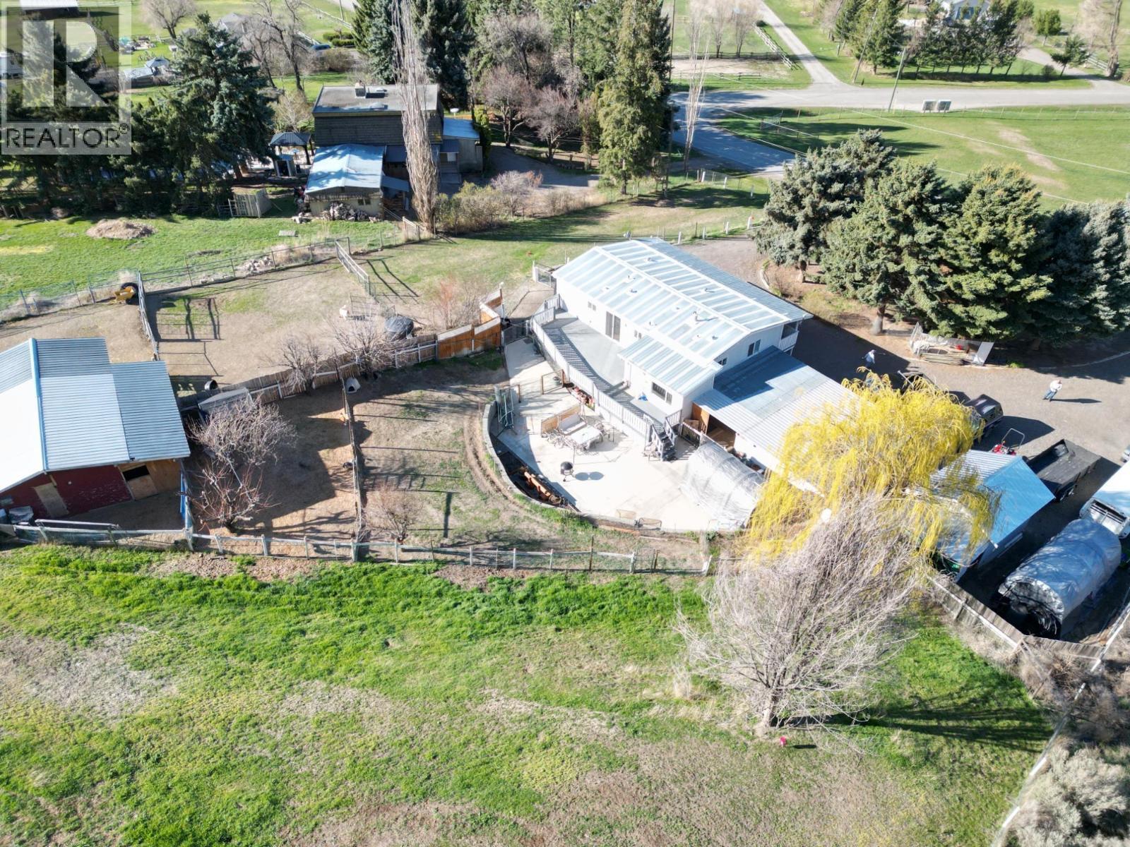KAMLOOPS, British Columbia, V2H 1S7, CA, 4 Bedrooms Bedrooms, ,3 BathroomsBathrooms,Residential,For Sale,1949543