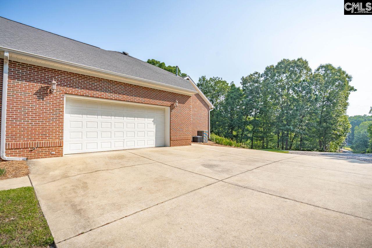 Lexington, South Carolina, 29072, United States, 4 Bedrooms Bedrooms, ,6 BathroomsBathrooms,Residential,For Sale,1847244