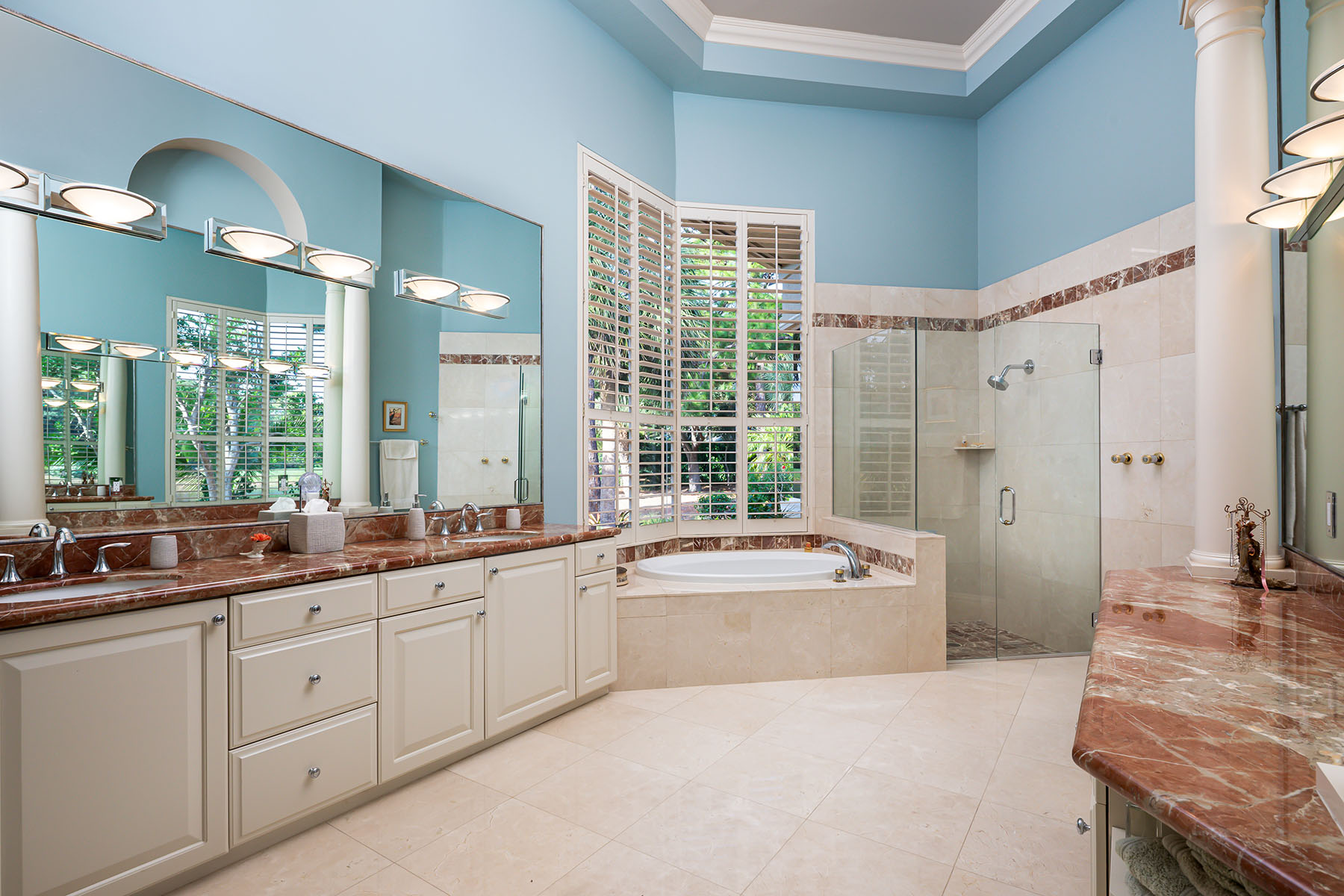  COLLIERS RESERVE - 物件實景