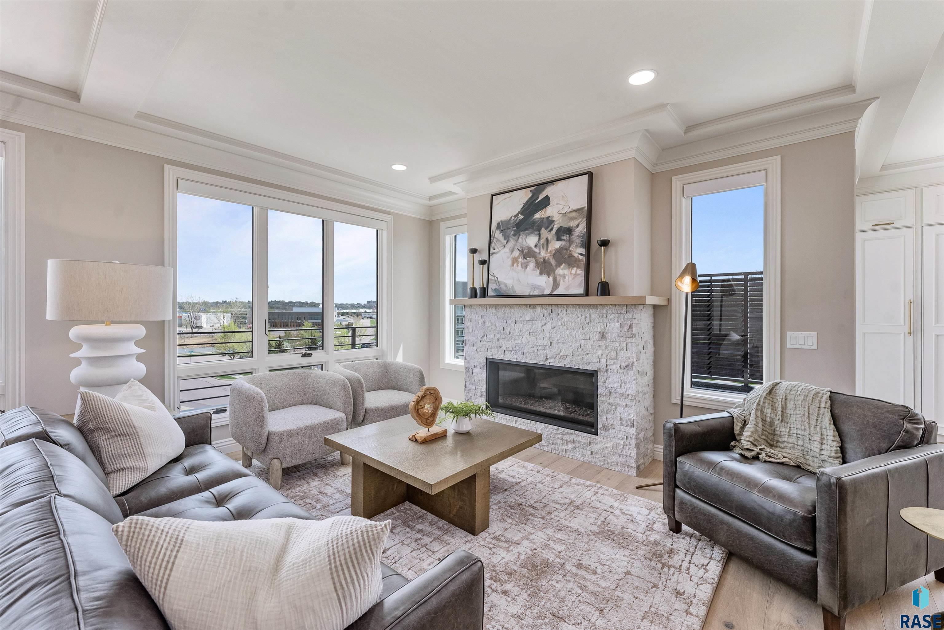 Sioux Falls, South Dakota, 57106, United States, ,Residential,For Sale,1986219