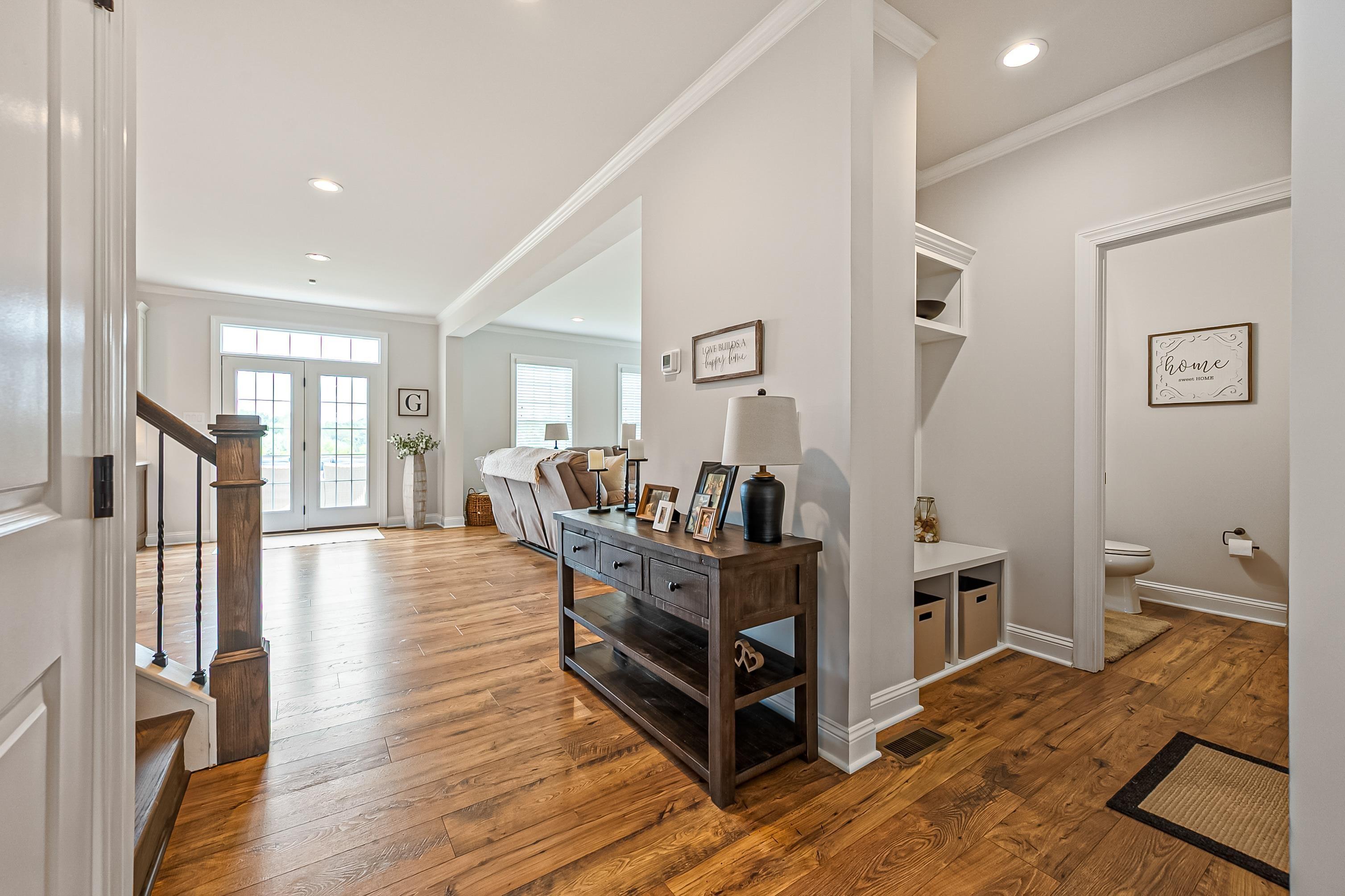 Christiansburg, Virginia, 24073, United States, 4 Bedrooms Bedrooms, ,5 BathroomsBathrooms,Residential,For Sale,1903895