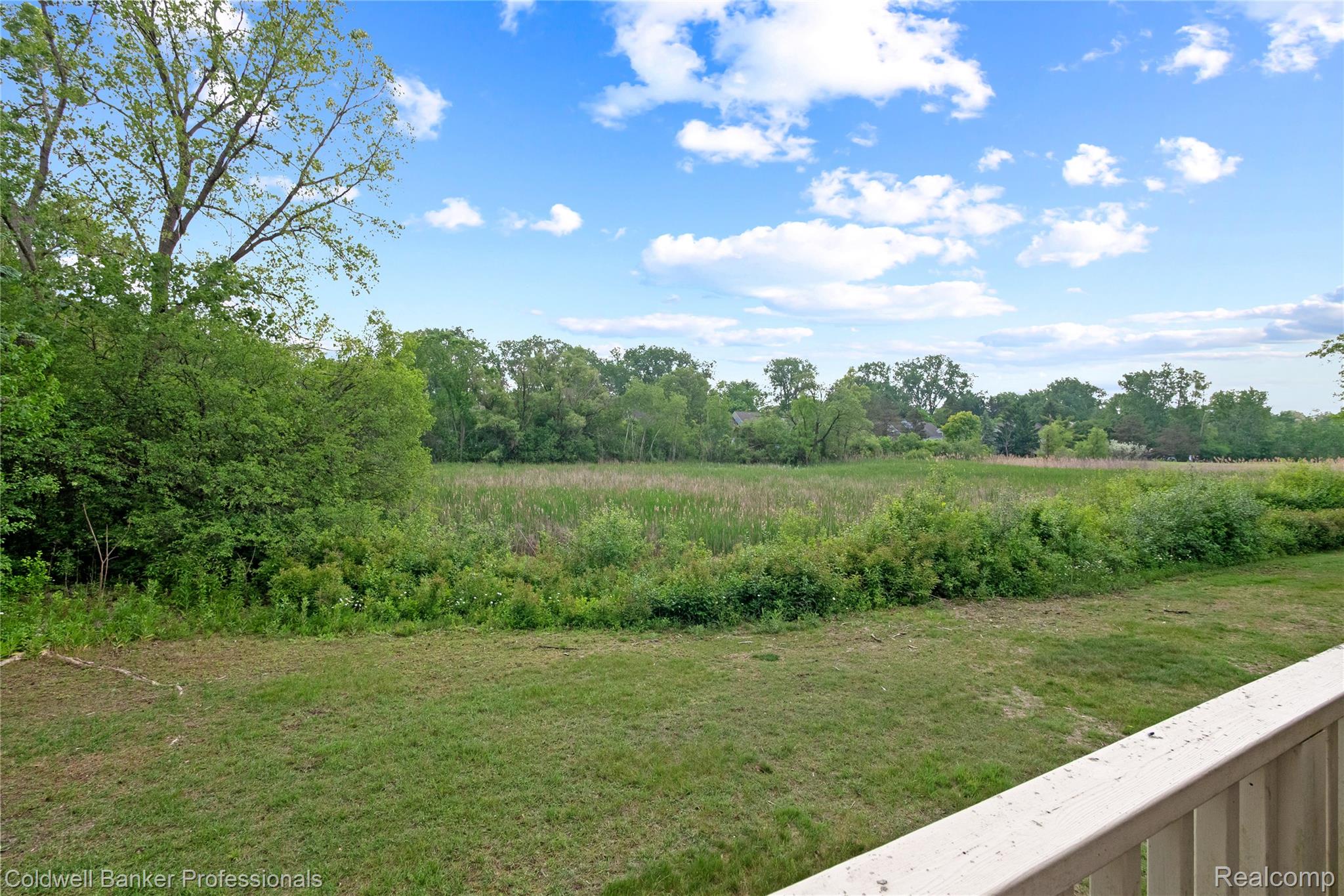 BloomfieldHills, Michigan, 48304, United States, 2 Bedrooms Bedrooms, ,4 BathroomsBathrooms,Residential,For Sale,1896256