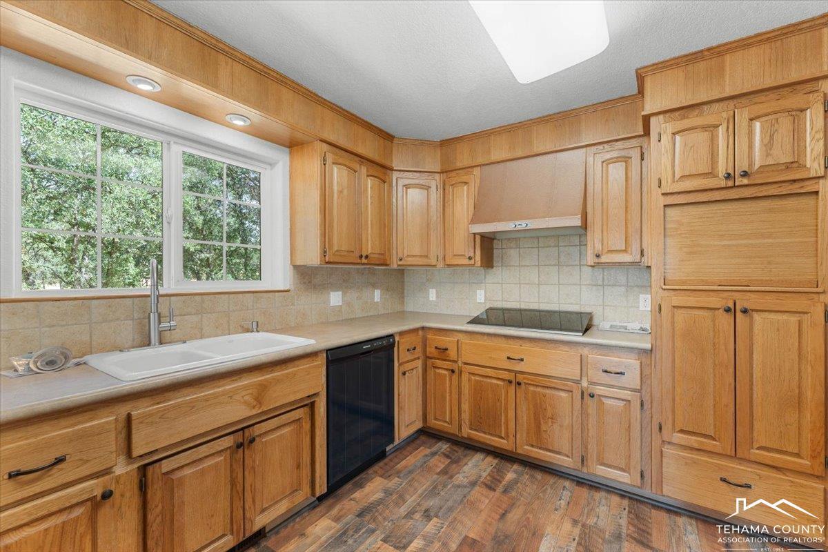 Cottonwood, California, 96080, United States, 3 Bedrooms Bedrooms, ,2 BathroomsBathrooms,Residential,For Sale,1942274