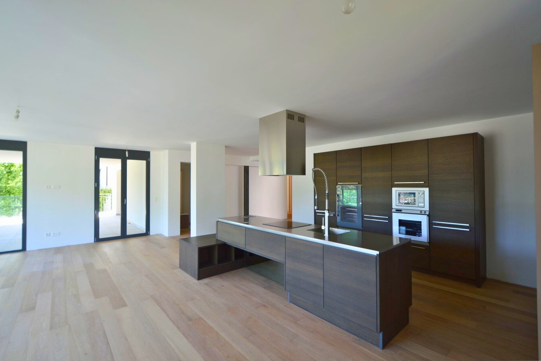  Elegant apartment with large panoramic terrace in exclusive residence - 物件實景