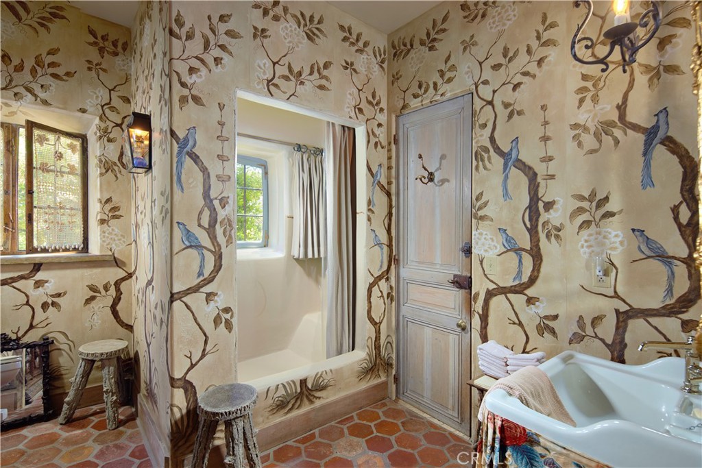 Dana Point, California, 92624, United States, 4 Bedrooms Bedrooms, ,4 BathroomsBathrooms,Residential,For Sale,1901467