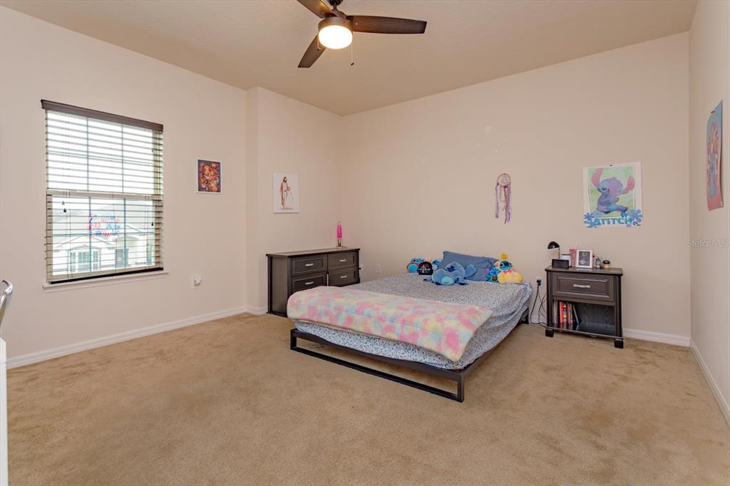 St Cloud, Florida, 34771, United States, 7 Bedrooms Bedrooms, ,4 BathroomsBathrooms,Residential,For Sale,1885076