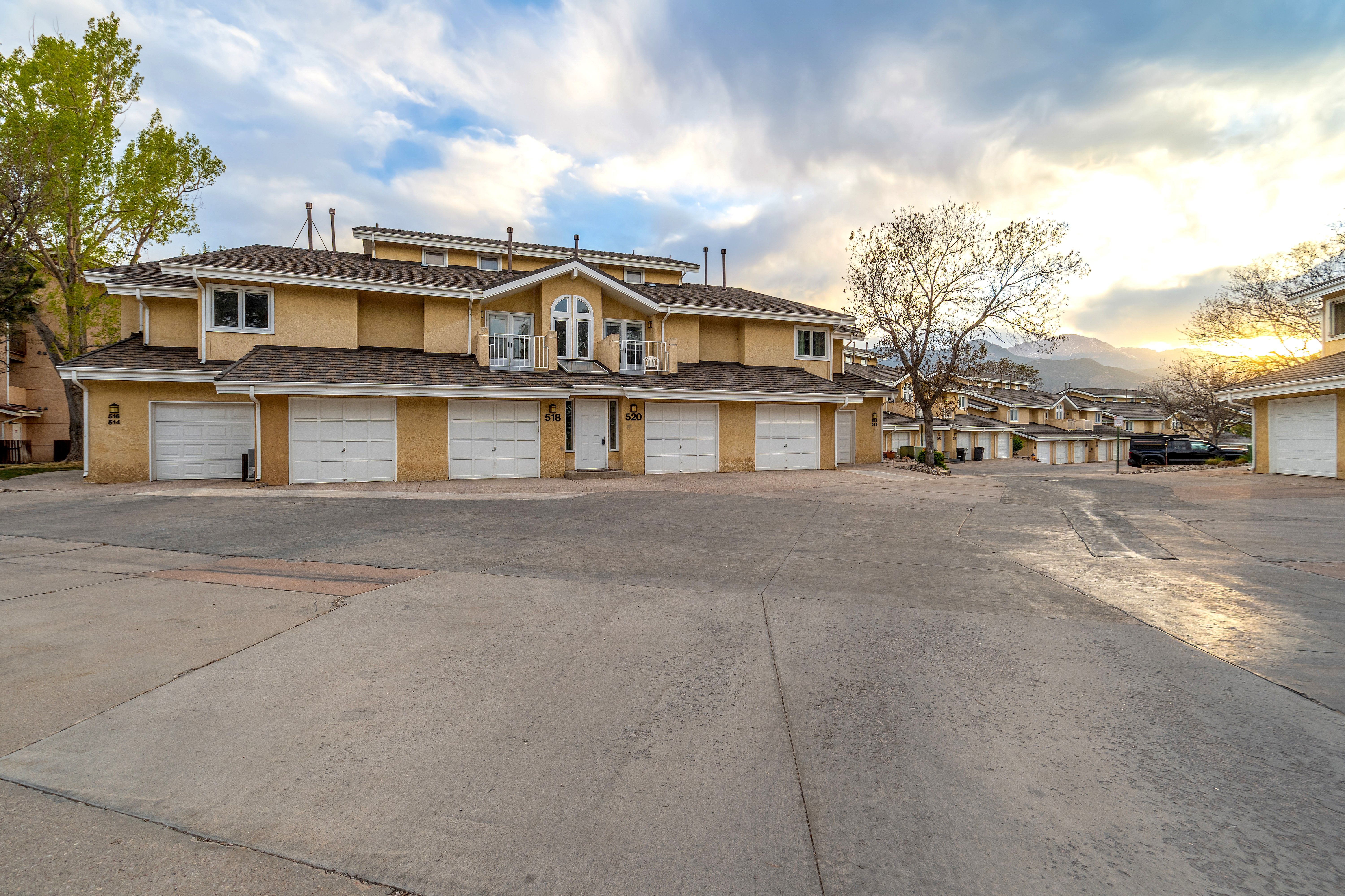  Elevated Westside Style in This Beautifully Refreshed Promontory Point Condo - 物件實景