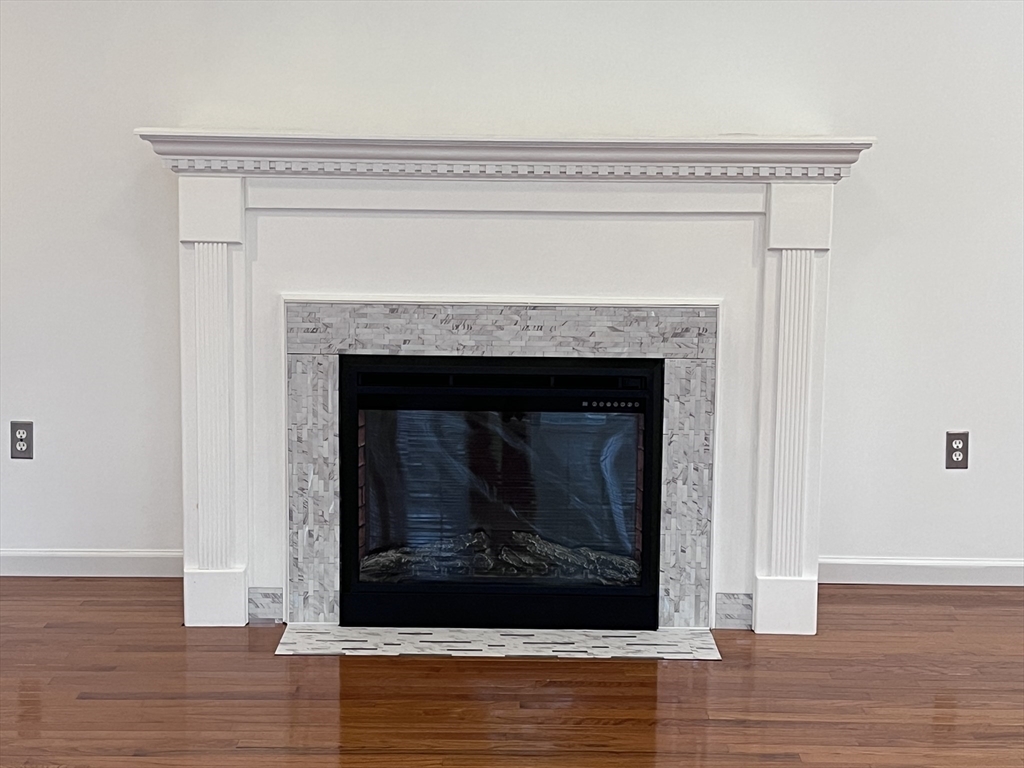 Fitchburg, Massachusetts, 01420, United States, 3 Bedrooms Bedrooms, ,3 BathroomsBathrooms,Residential,For Sale,1980272