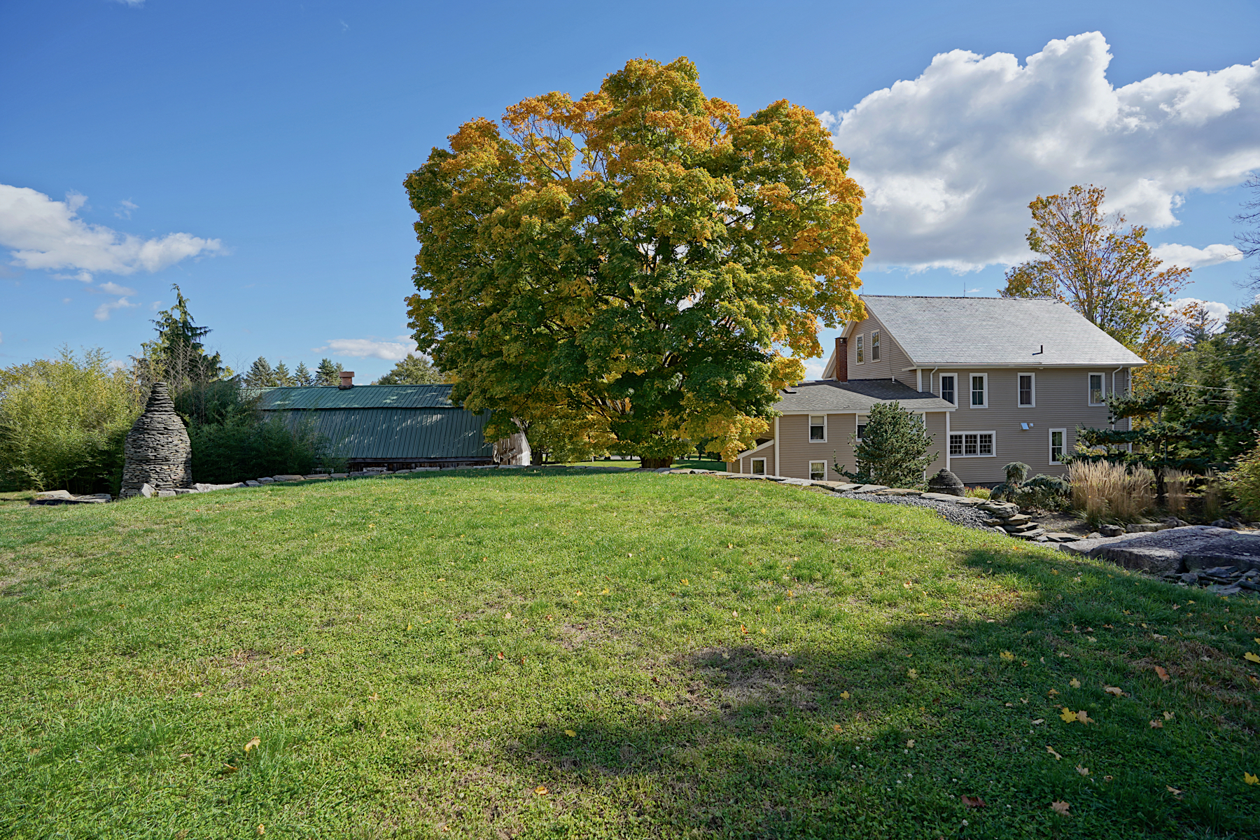  163 Winnicutt Road, Stratham NH - 物件實景