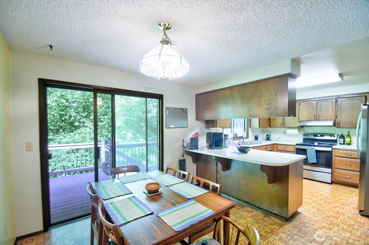 Olympia, Washington, 98512, United States, 4 Bedrooms Bedrooms, ,2 BathroomsBathrooms,Residential,For Sale,1983552