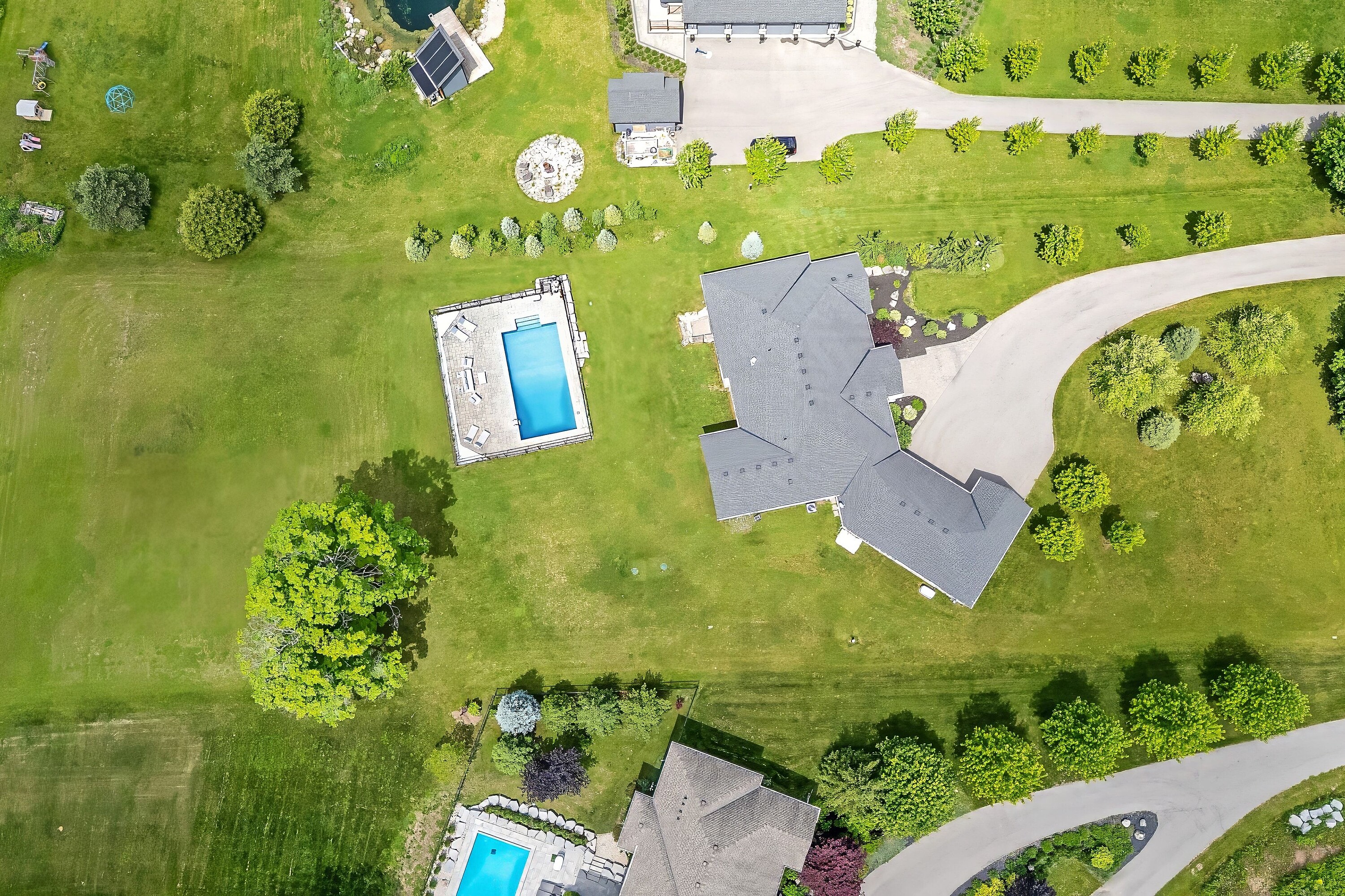  Executive Stone Bungalow - 物件實景