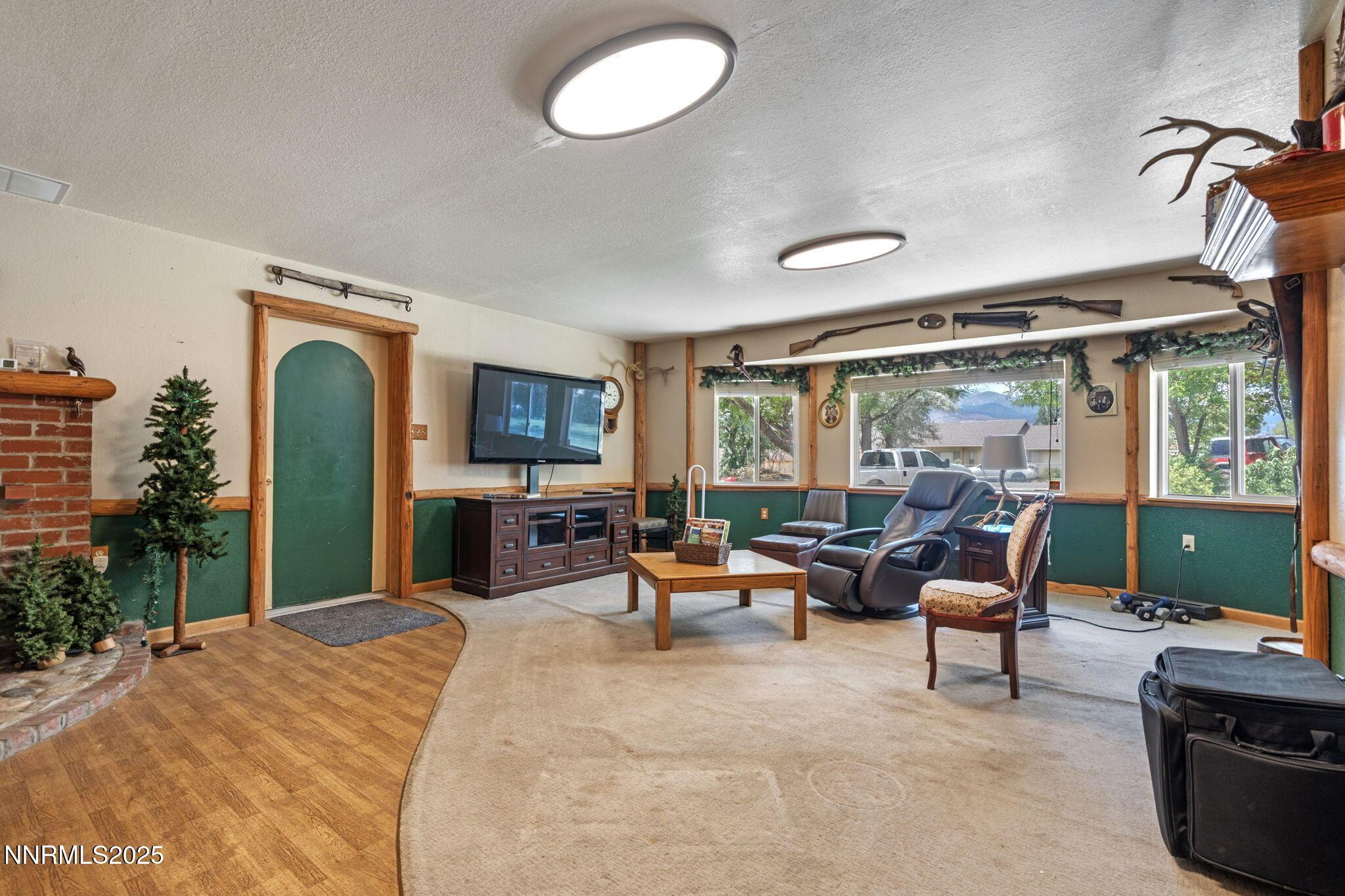 Washoe Valley, Nevada, 89704, United States, 4 Bedrooms Bedrooms, ,3 BathroomsBathrooms,Residential,For Sale,1883603