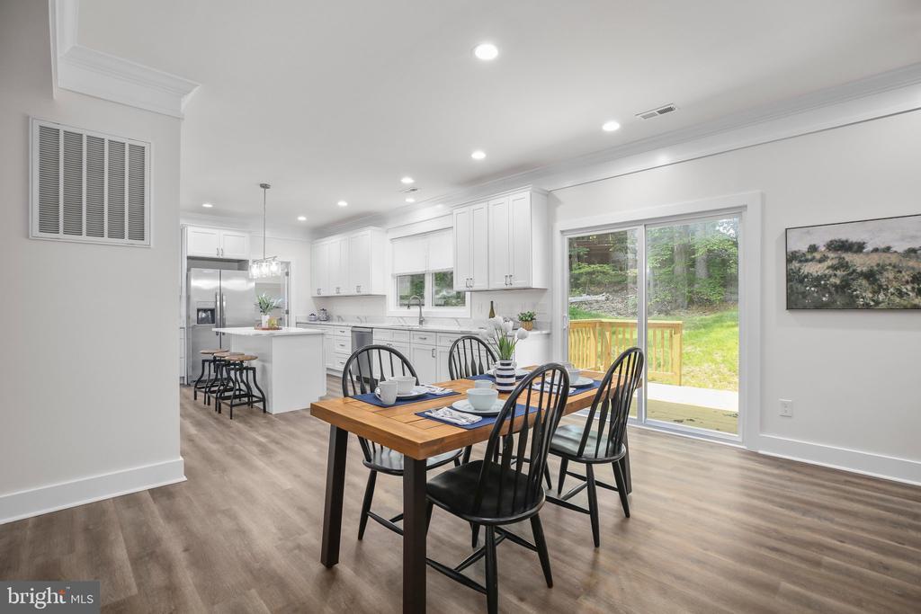 Fredericksburg, Virginia, 22408, United States, 4 Bedrooms Bedrooms, ,4 BathroomsBathrooms,Residential,For Sale,1737760