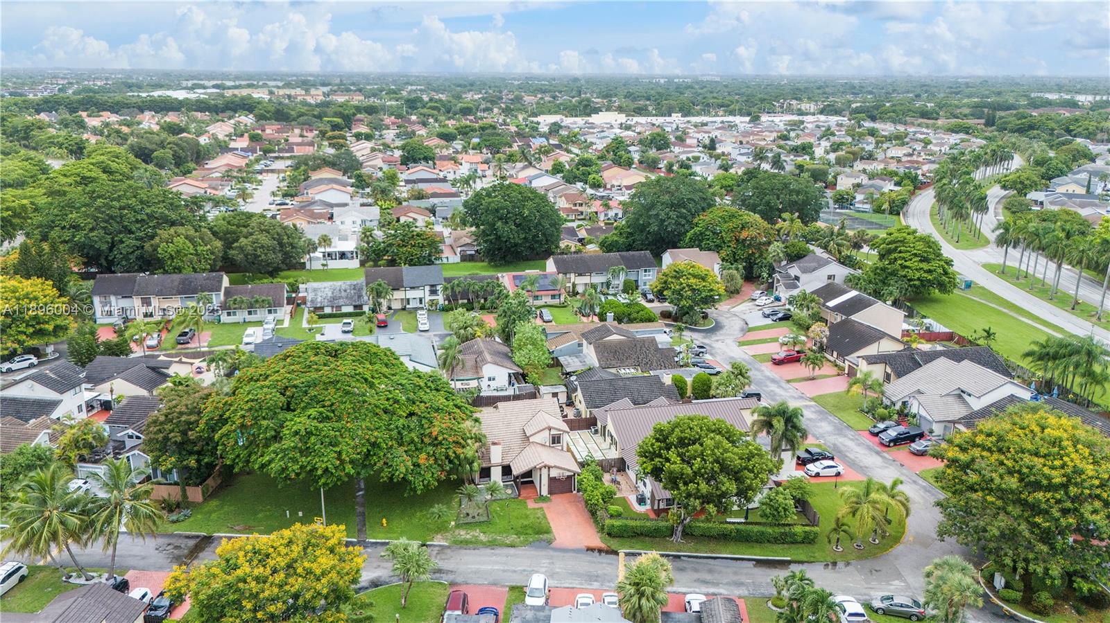 Miami, Florida, 33196, United States, 3 Bedrooms Bedrooms, ,3 BathroomsBathrooms,Residential,For Sale,1965722