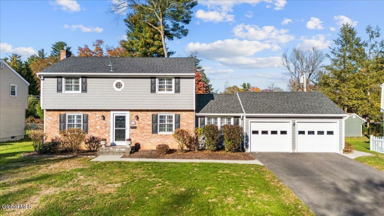 Delmar, New York, 12054, United States, 4 Bedrooms Bedrooms, ,3 BathroomsBathrooms,Residential,For Sale,1973149