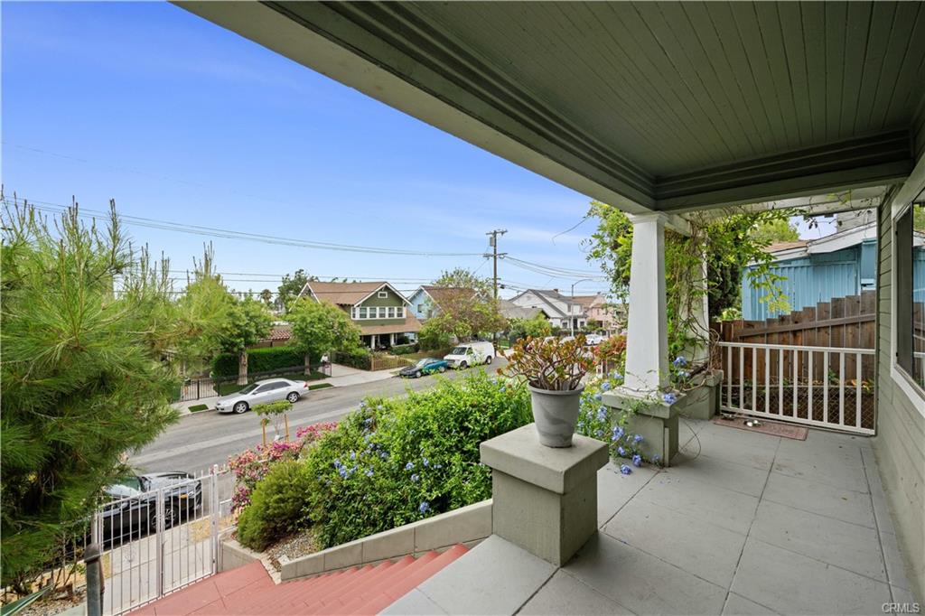 Los Angeles, California, 90033, United States, 3 Bedrooms Bedrooms, ,2 BathroomsBathrooms,Residential,For Sale,1935354