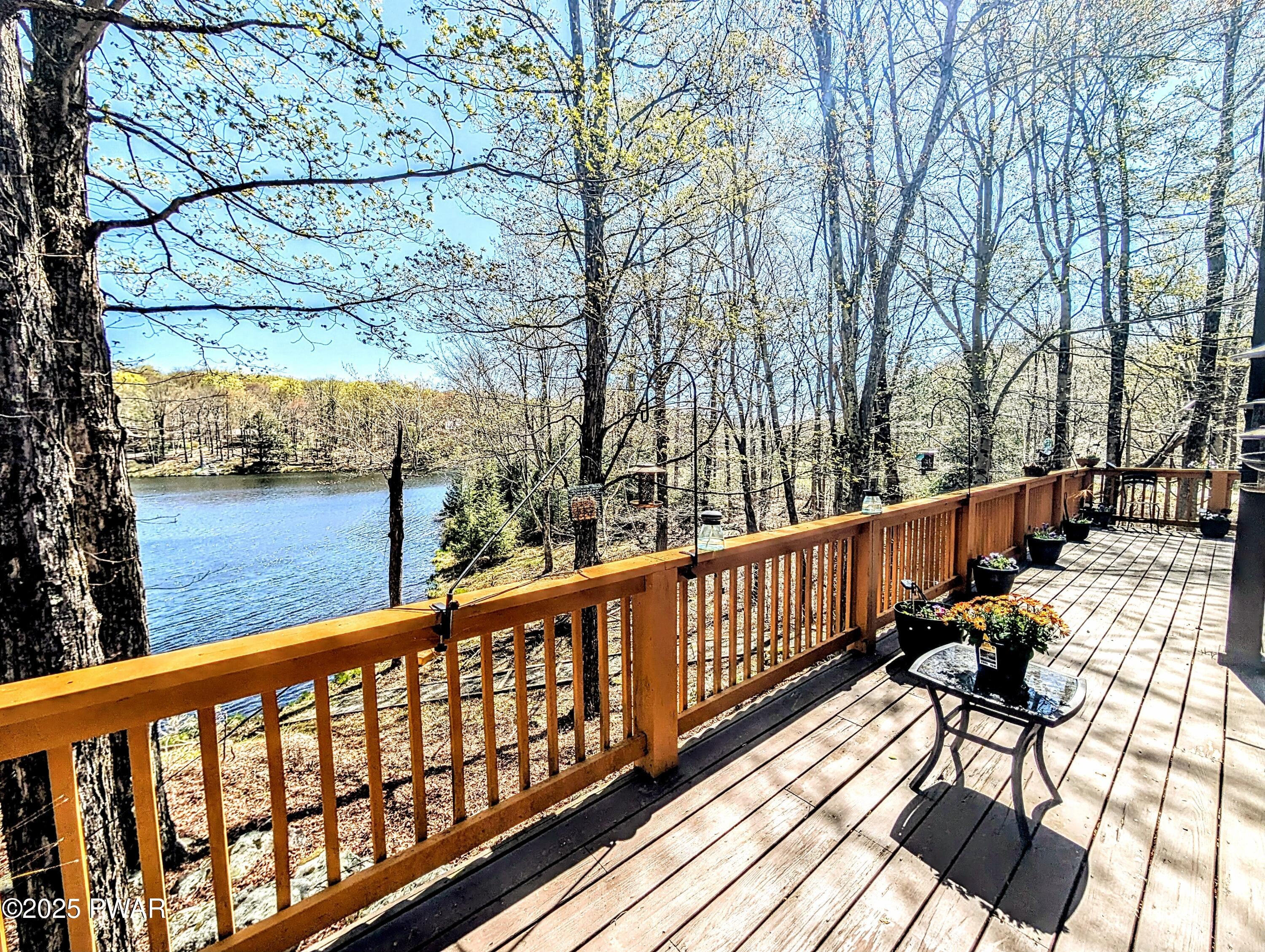 Canadensis, Pennsylvania, 18325, United States, 4 Bedrooms Bedrooms, ,2 BathroomsBathrooms,Residential,For Sale,1983117