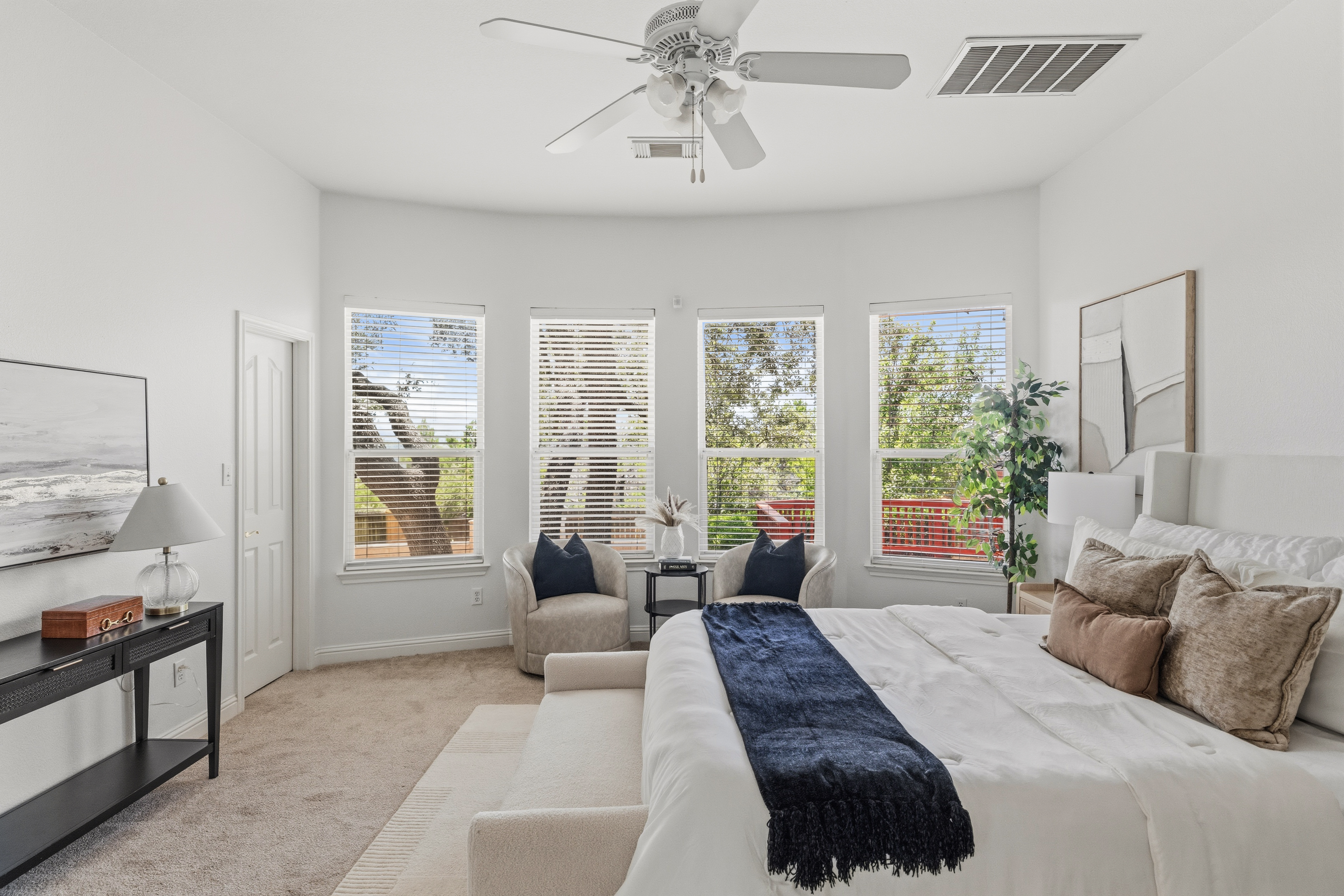  Elegant Luxury Backing to Pristine Greenbelt with Hill Country Views - 物件實景