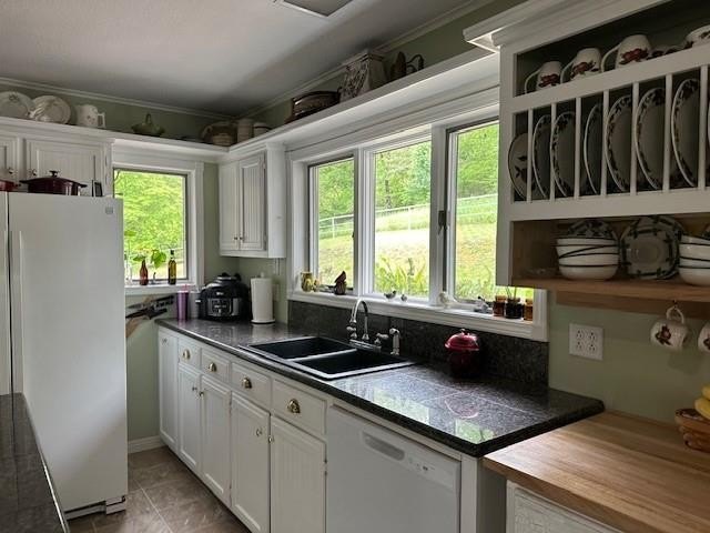 Green Forest, Arkansas, 72638, United States, 2 Bedrooms Bedrooms, ,2 BathroomsBathrooms,Residential,For Sale,1921534