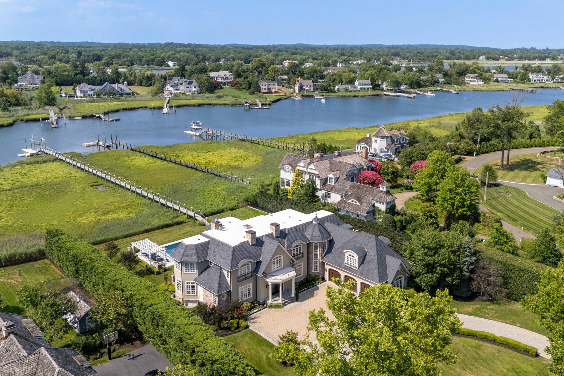  Experience the pinnacle of waterfront living. - 物件實景