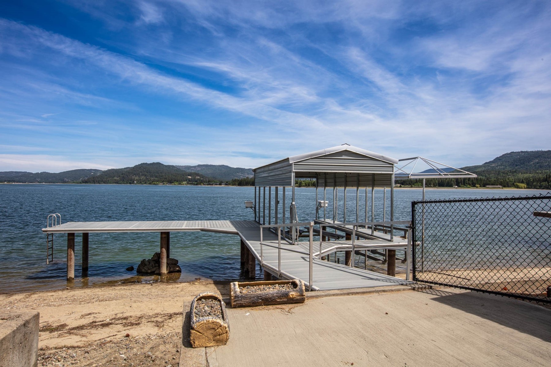  Waterfront Home Pend Oreille - 物件實景