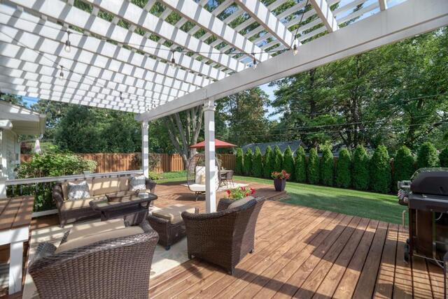 Medinah, Illinois, 60157, United States, 4 Bedrooms Bedrooms, ,4 BathroomsBathrooms,Residential,For Sale,1975518