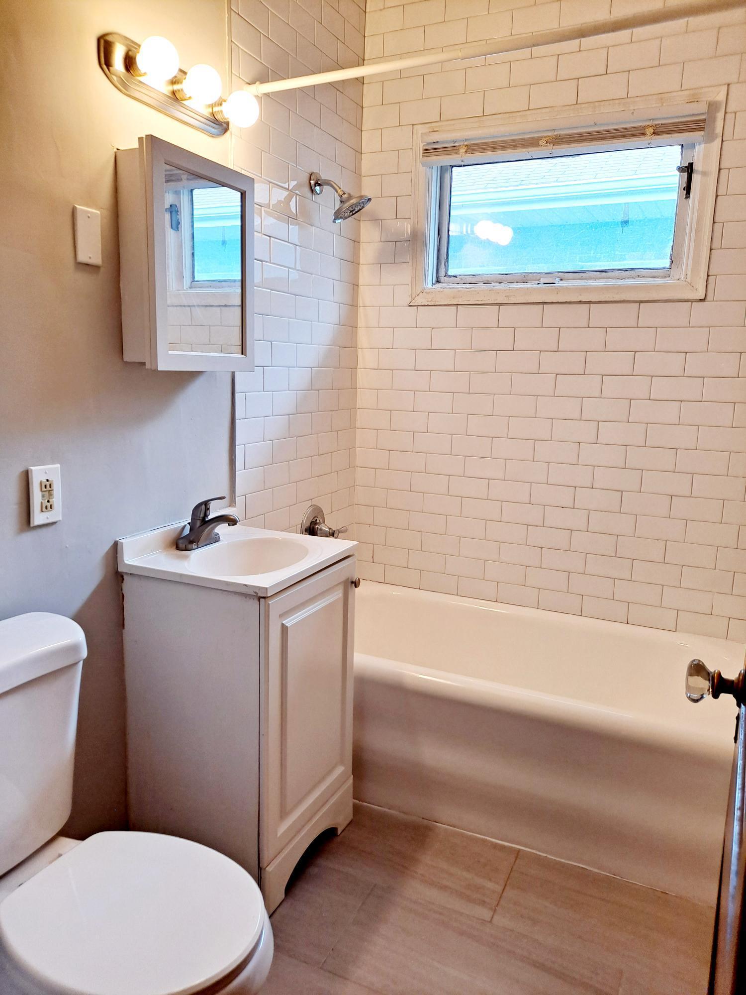 Minneapolis, Minnesota, 55408, United States, ,Residential,For Sale,2000511